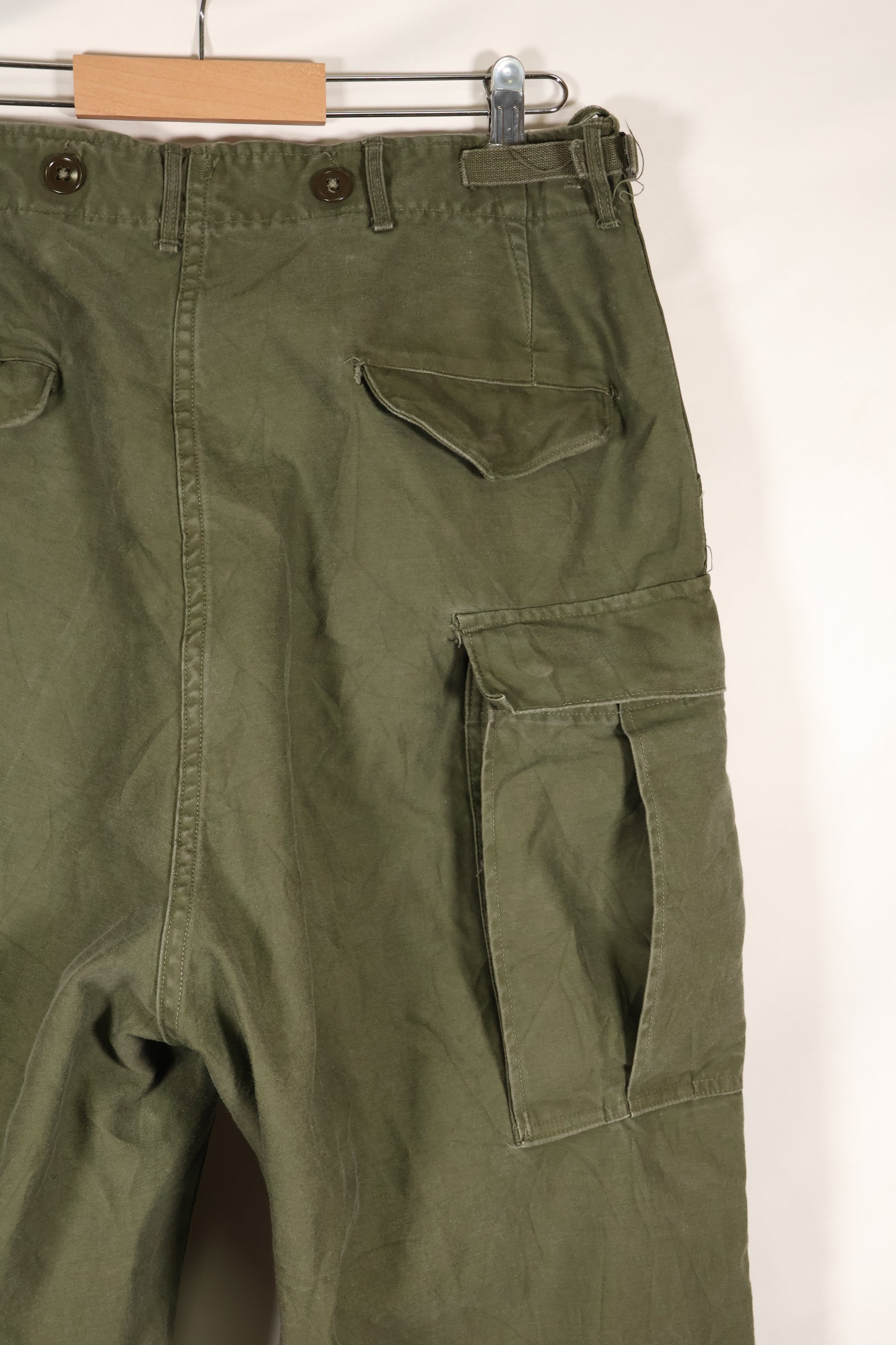 1952年契約　M-L　アメリカ軍　M51　フィールドパンツ　傷あり　中古品
