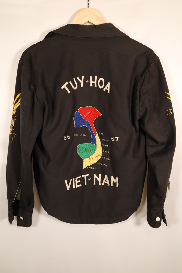 1966年〜67年　ベトナム戦争　ツアージャケット　ベトジャン　TUY HOA　米兵お土産品　中古品