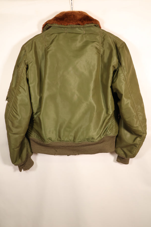 1940年代後半〜50年代前半　アメリカ空軍　B-15C　フライトジャケット　希少グリーン個体　中古品