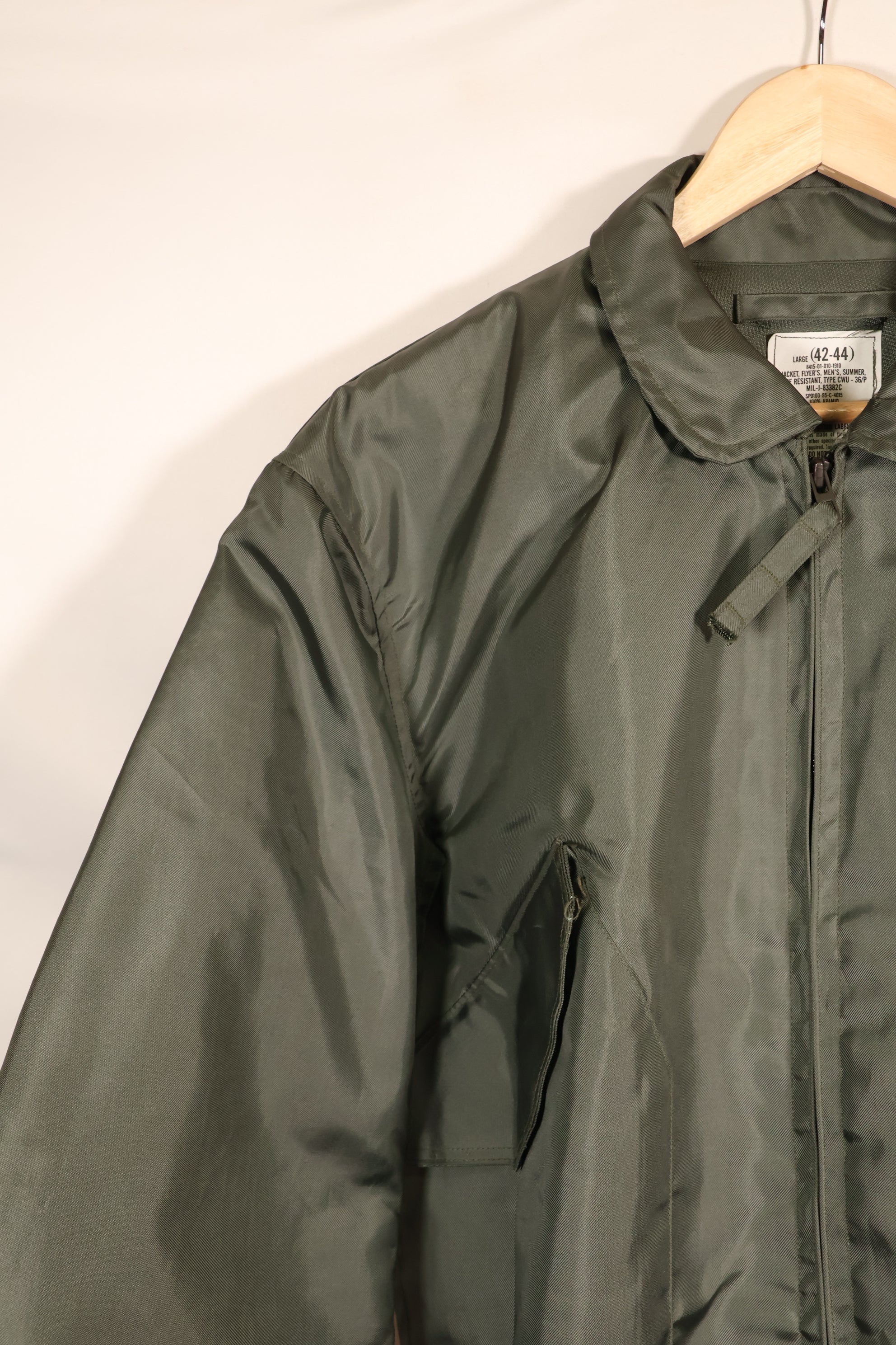 1995年契約　LARGE（42-44）　アメリカ軍　CWU-36P　フライトジャケット　ライトゾーン　中古品