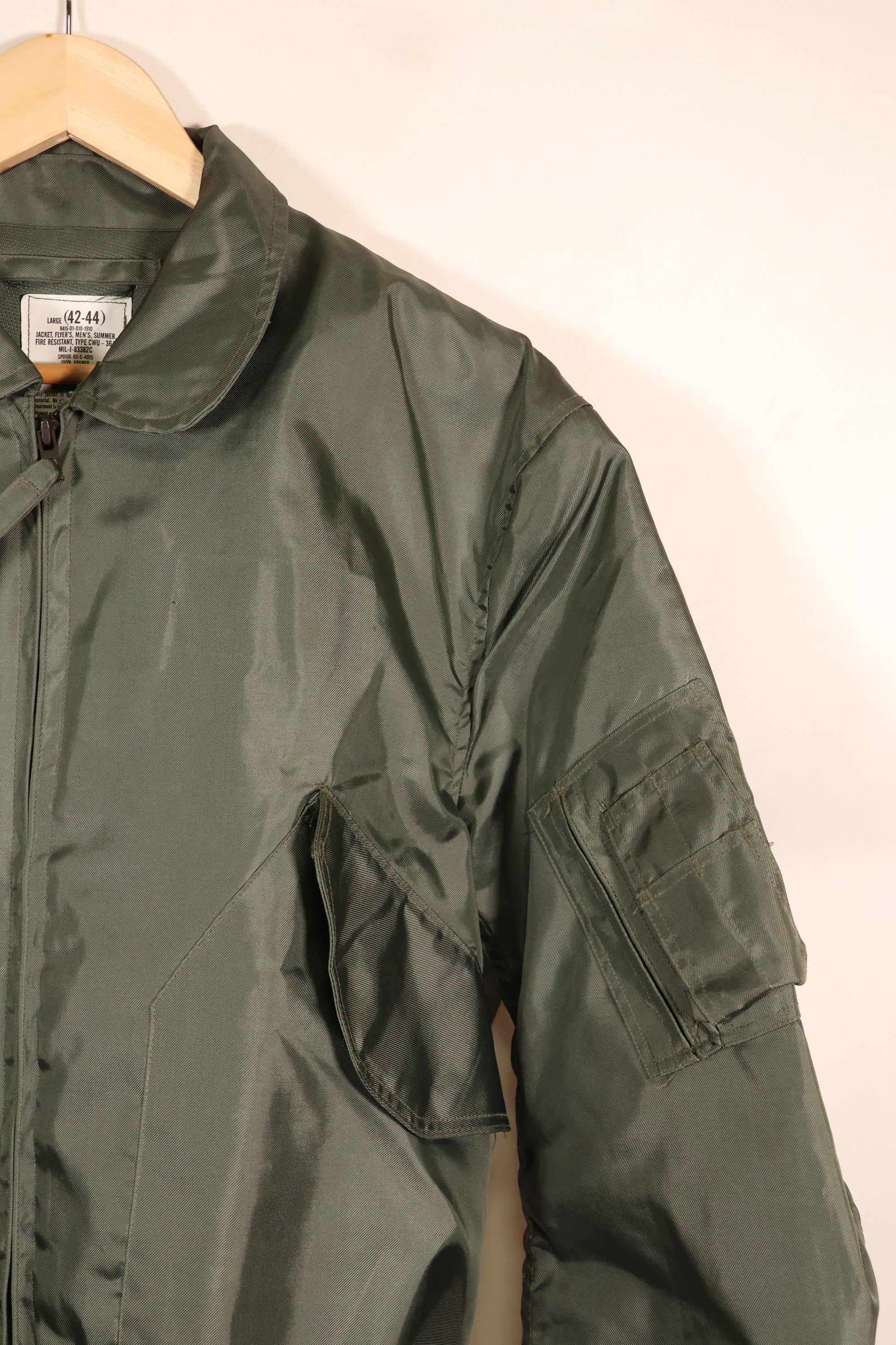 1995年契約　LARGE（42-44）　アメリカ軍　CWU-36P　フライトジャケット　ライトゾーン　中古品