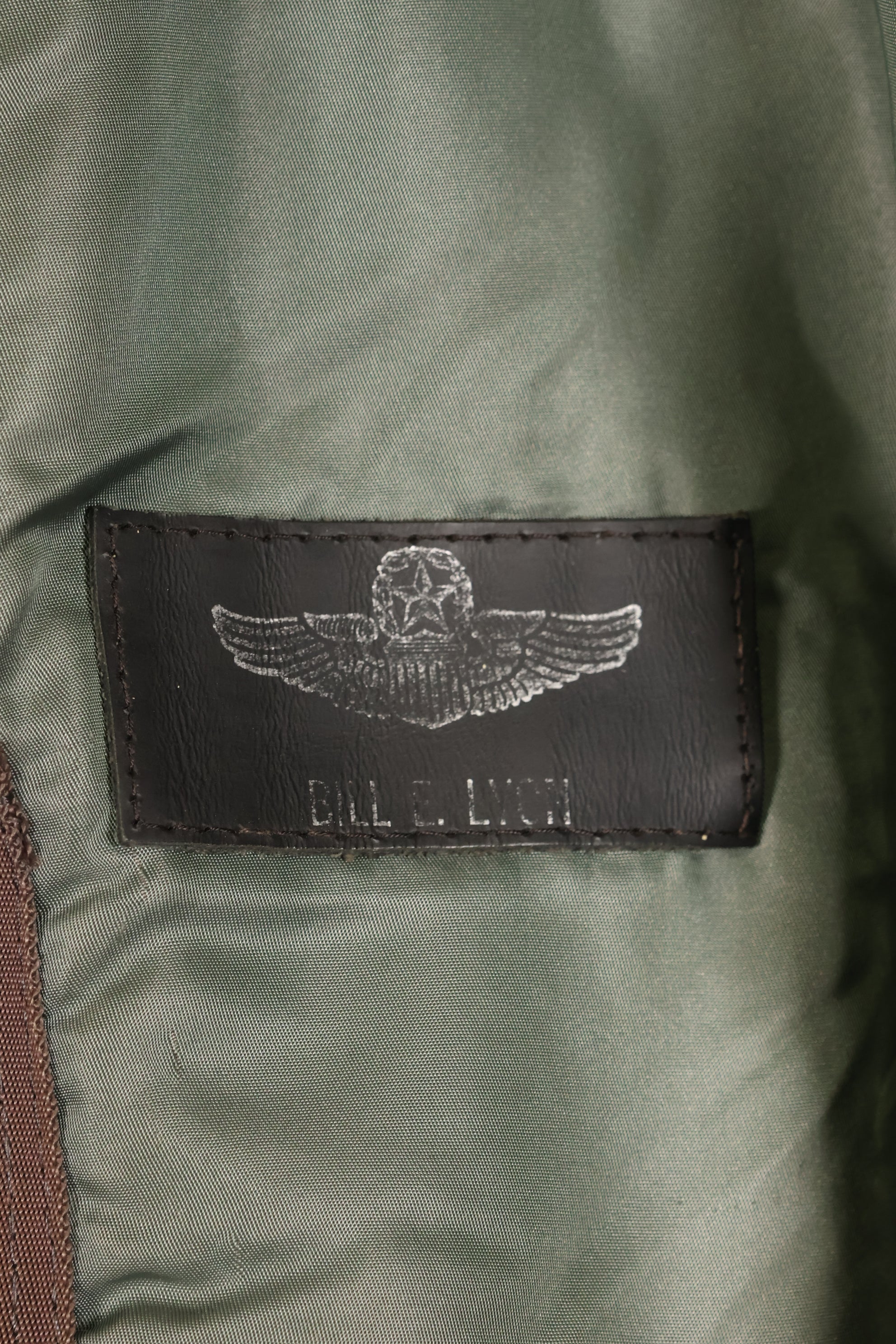1950年代　推定40〜42程度　アメリカ空軍　B-15D　フライトジャケット　ボア改造品　パッチ付　中古品