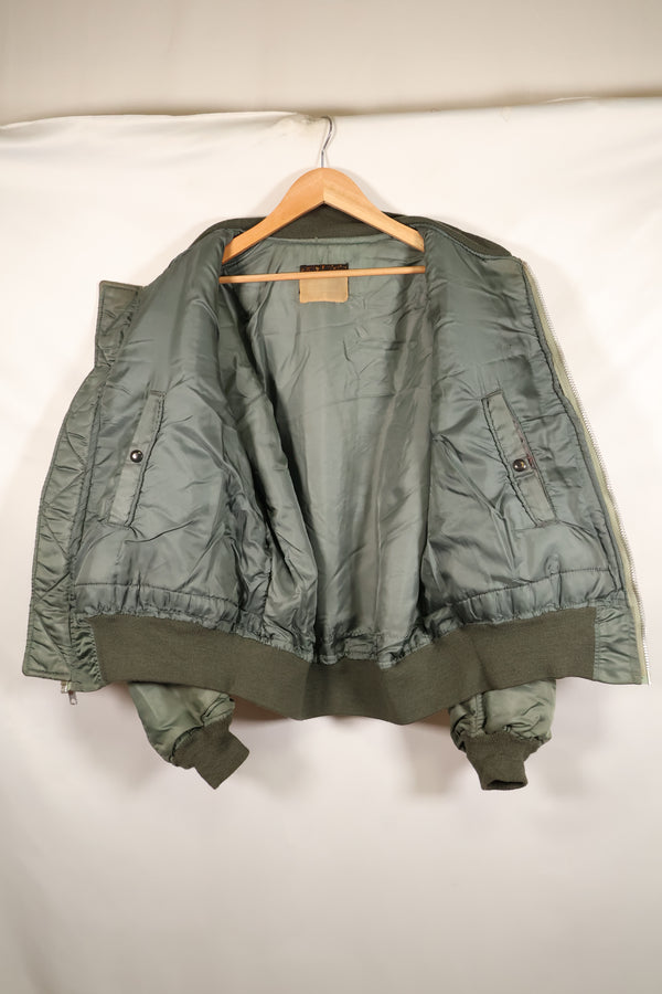 1950年代　推定40〜42程度　アメリカ空軍　B-15D　フライトジャケット　ボア改造品　パッチ付　中古品