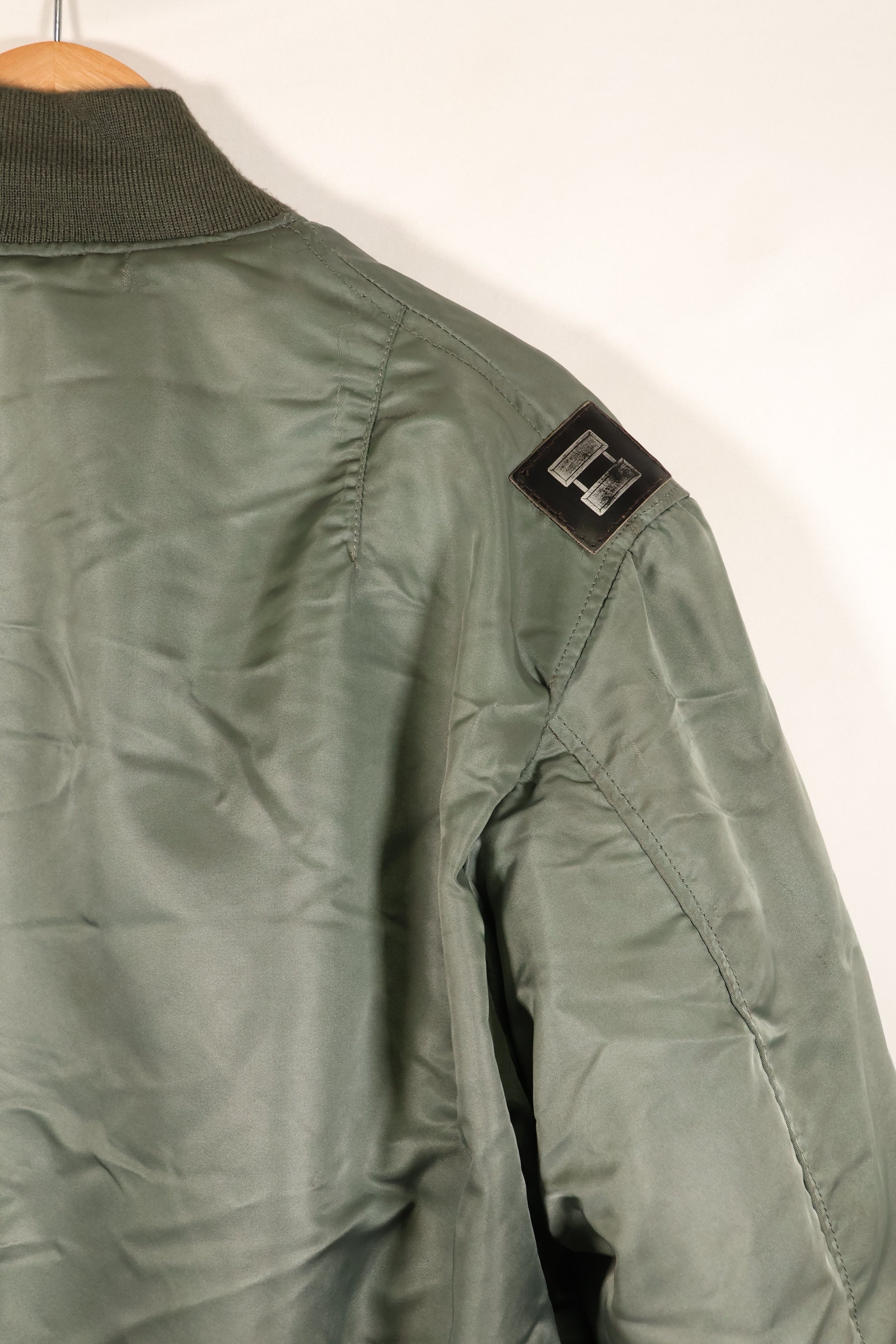 1950年代　推定40〜42程度　アメリカ空軍　B-15D　フライトジャケット　ボア改造品　パッチ付　中古品