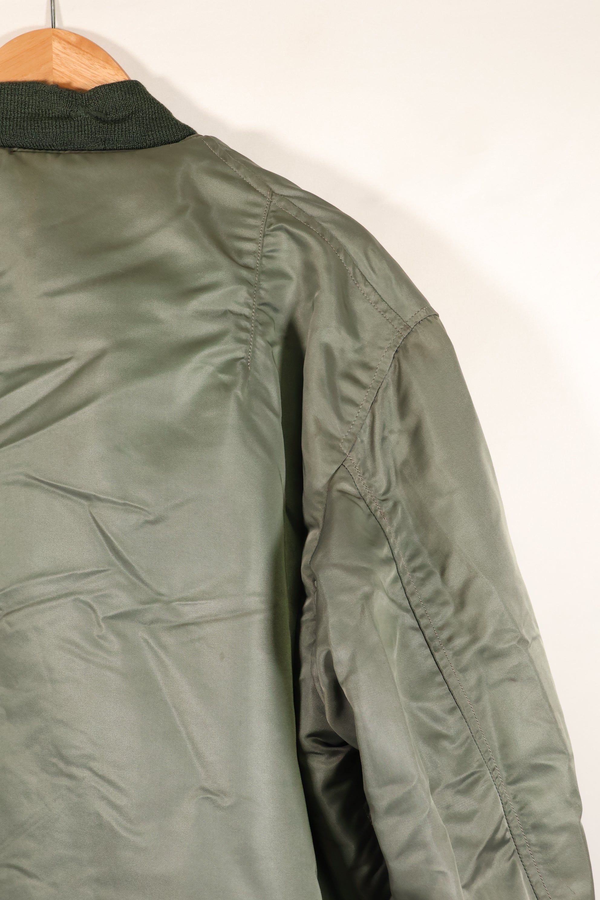 1950年代　LARGE　アメリカ空軍　初期型　MA-1　フライトジャケット　インターメディエイト　中古品 　B