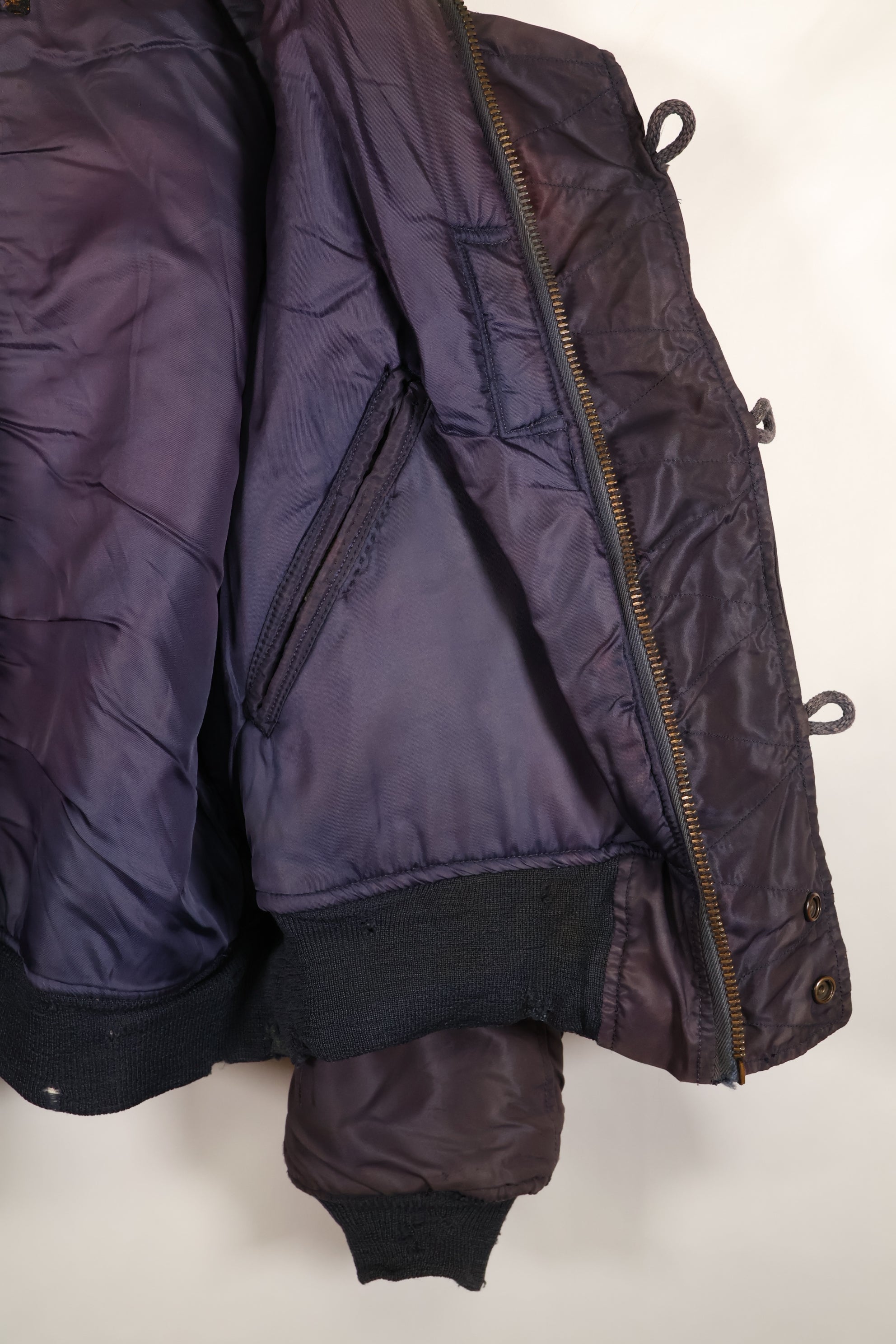 1950年代　LARGE　アメリカ空軍　N2-A　フライトジャケット　フード改造個体　中古品