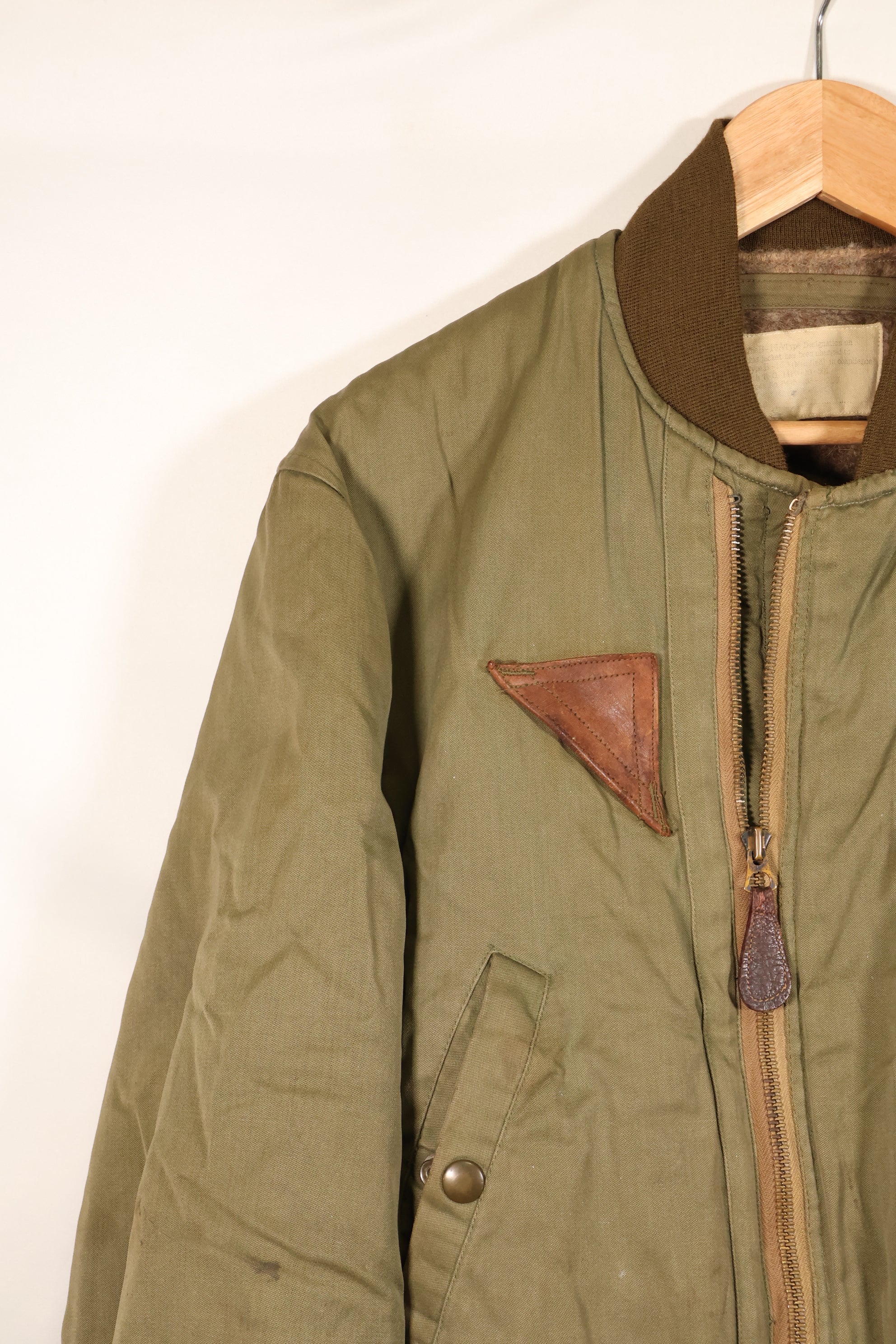 1940年代　推定38〜40　アメリカ陸軍航空隊　USAAF　B-15A　フライトジャケット　ボア改造　中古品