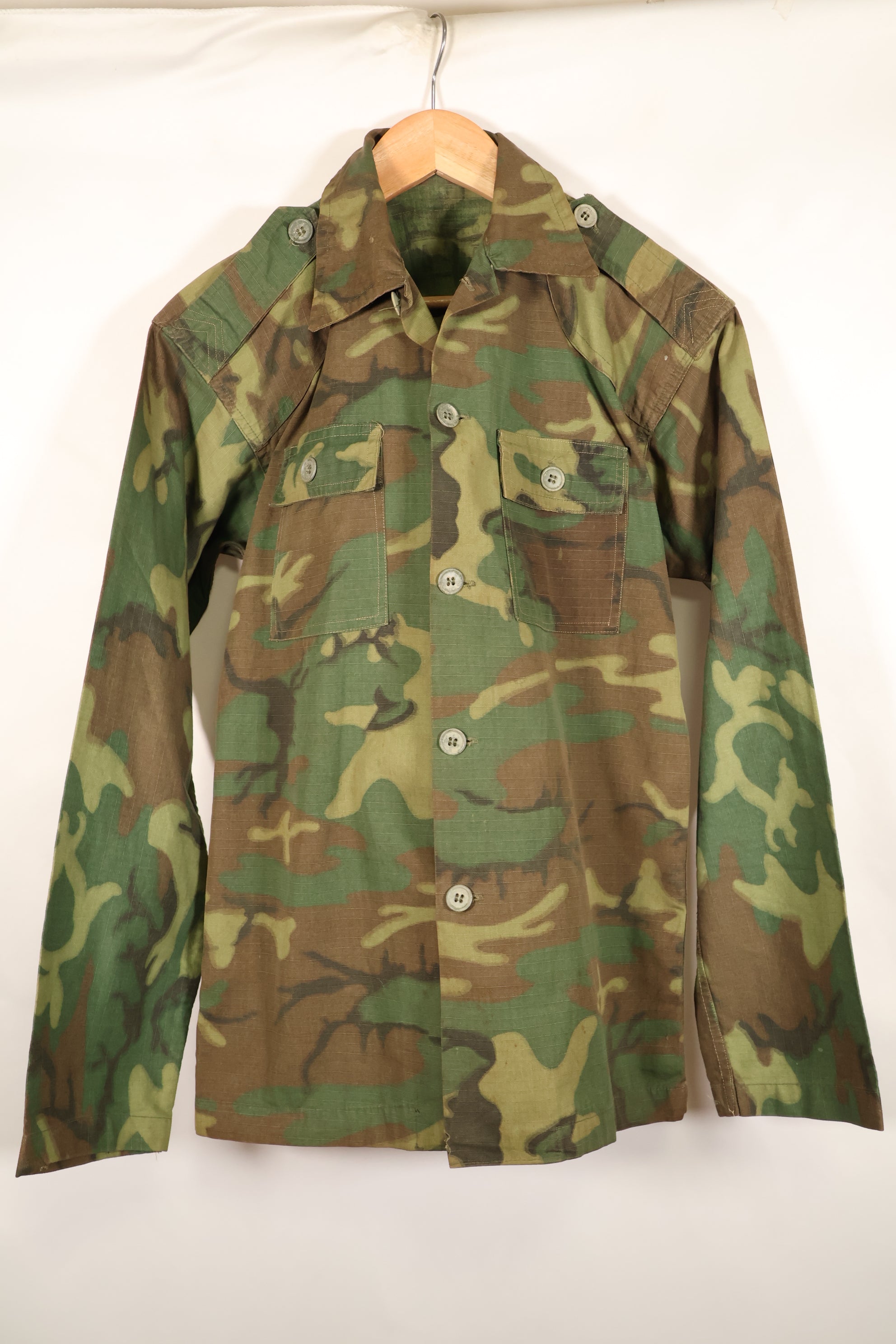 1960年代後半　南ベトナム軍　BDQ　M59　ERDL　リップストップ生地　シャツ　中古品