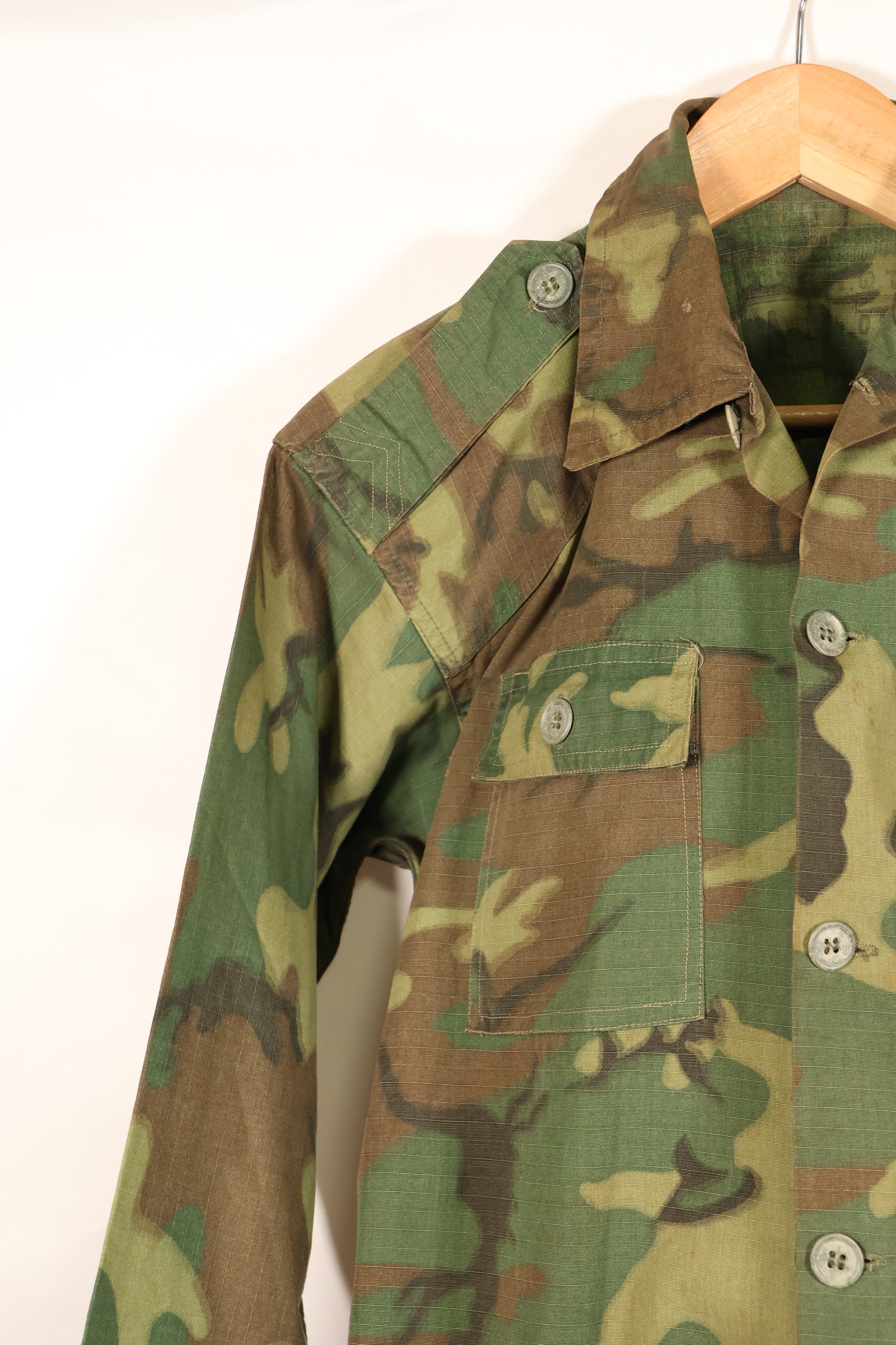 1960年代後半　南ベトナム軍　BDQ　M59　ERDL　リップストップ生地　シャツ　中古品