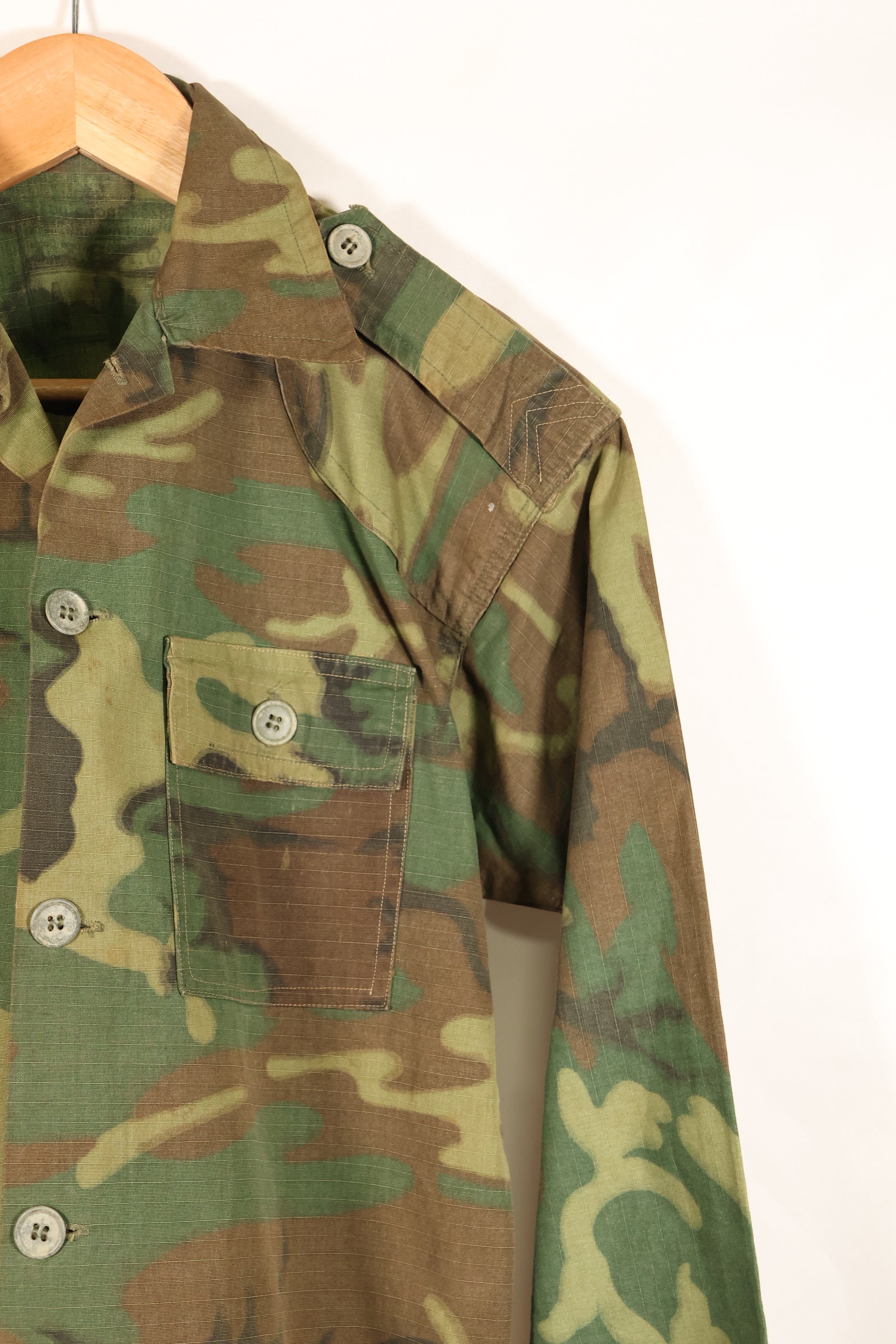 1960年代後半　南ベトナム軍　BDQ　M59　ERDL　リップストップ生地　シャツ　中古品