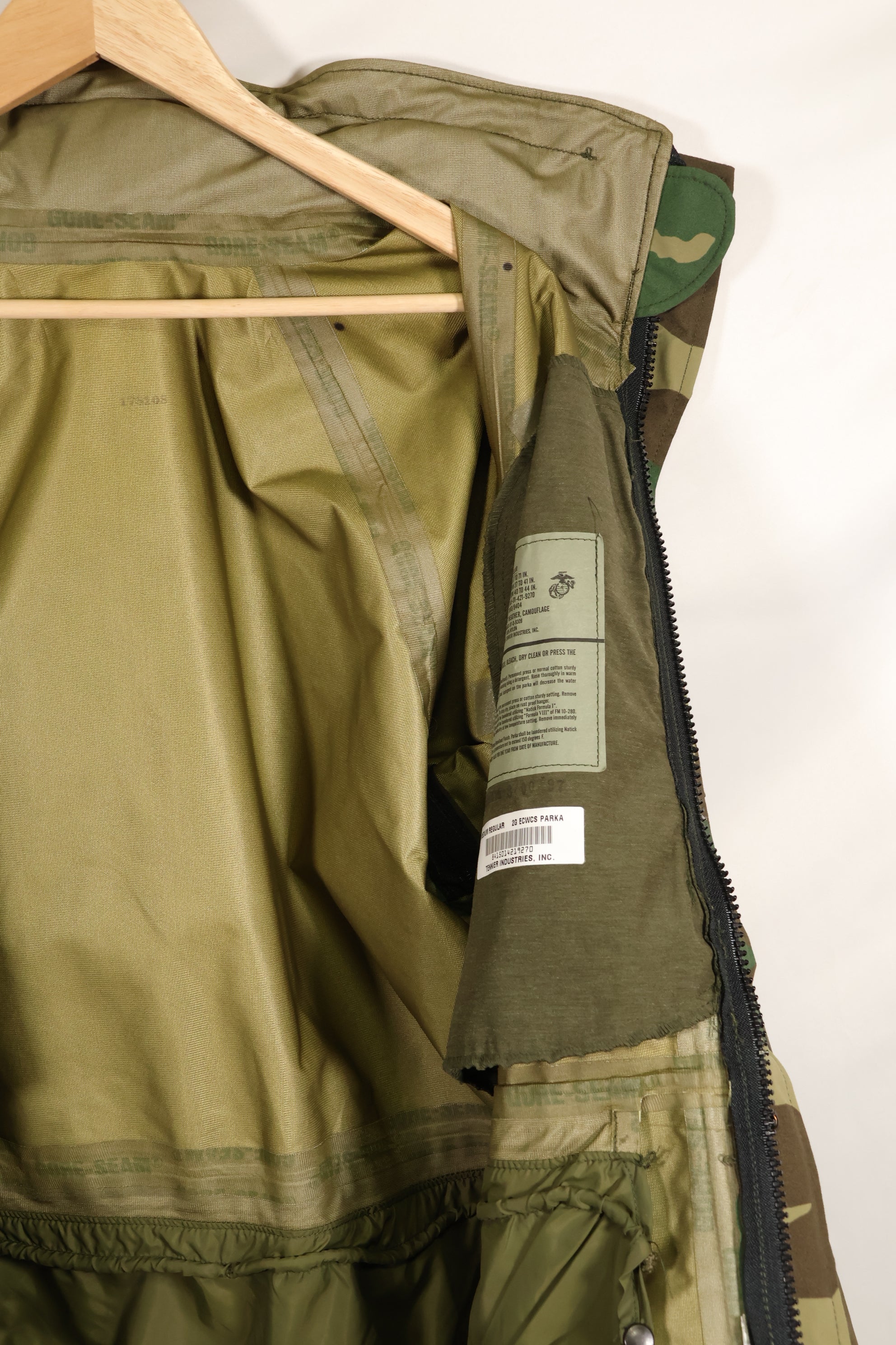 1997年会計　M-R　アメリカ軍　ウッドランド迷彩　ECWCS　Gen1 ゴアテックス　パーカー　中古品