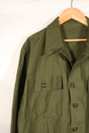 1950年代後半　MEDIUM　アメリカ軍　初期型　OG-107　ユーティリティシャツ　テープ初付　中古品