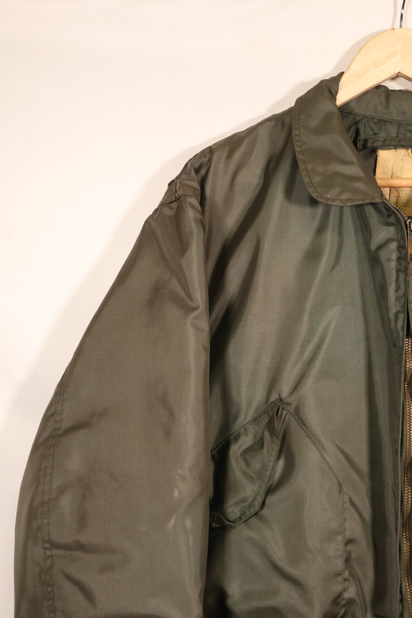 推定1983年契約　LARGE　アメリカ海軍　CWU-45P　フライトジャケット　プリーツ付　中古品