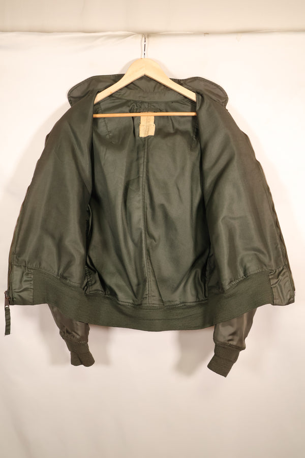 推定1983年契約　LARGE　アメリカ海軍　CWU-45P　フライトジャケット　プリーツ付　中古品