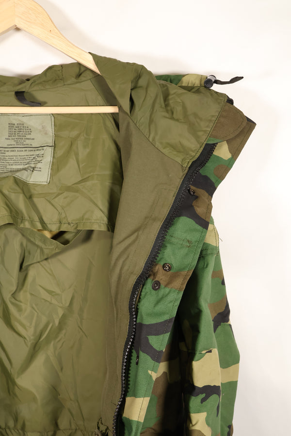 1998年契約　M-R　アメリカ軍　ECWCS　Gen 1　ゴアテックスパーカー　中古品