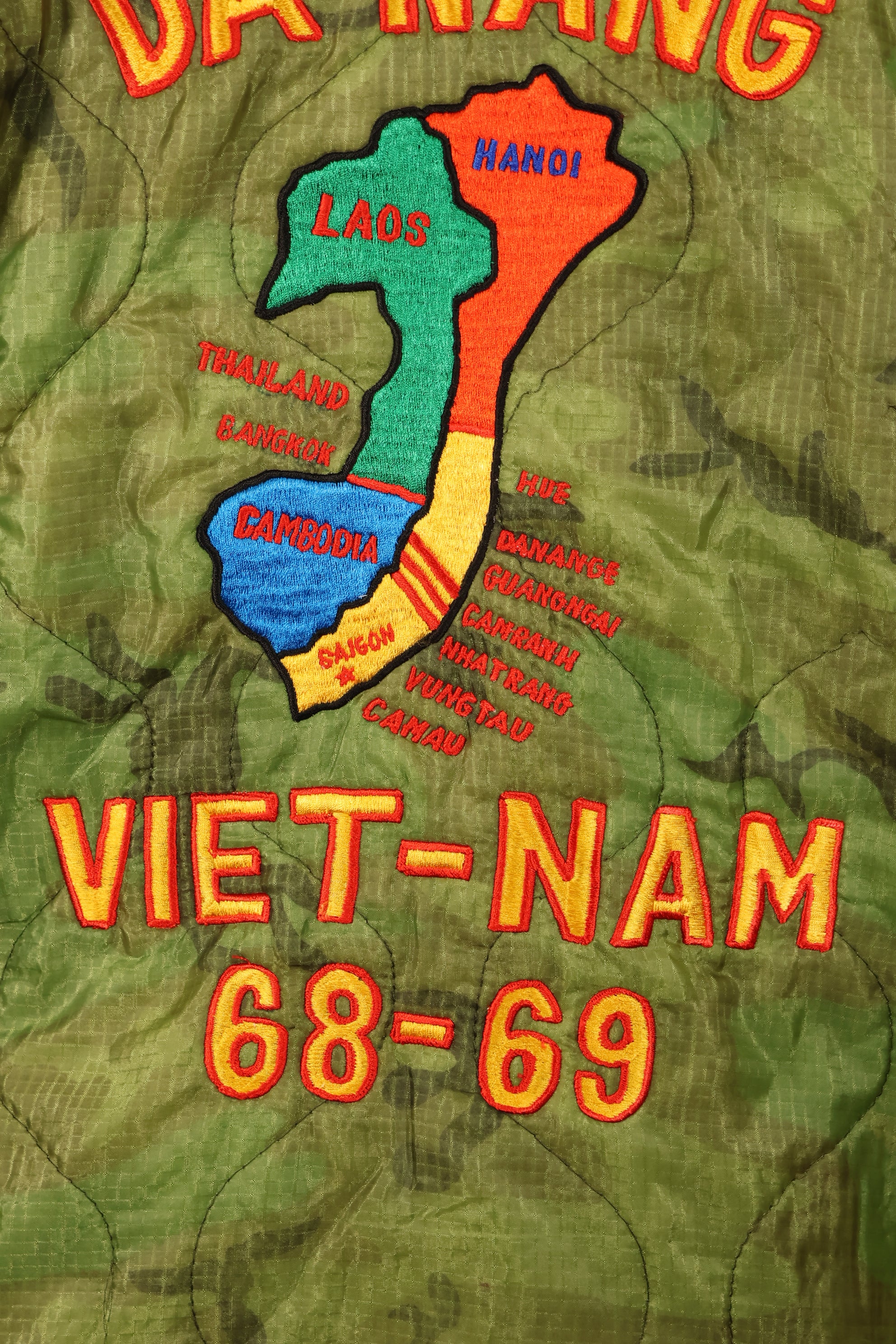 【限定生産品】レプリカ　沖縄 Mugi's 刺繍　ベトナム戦争　スーバニアジャケット　実物ポンチョライナー製