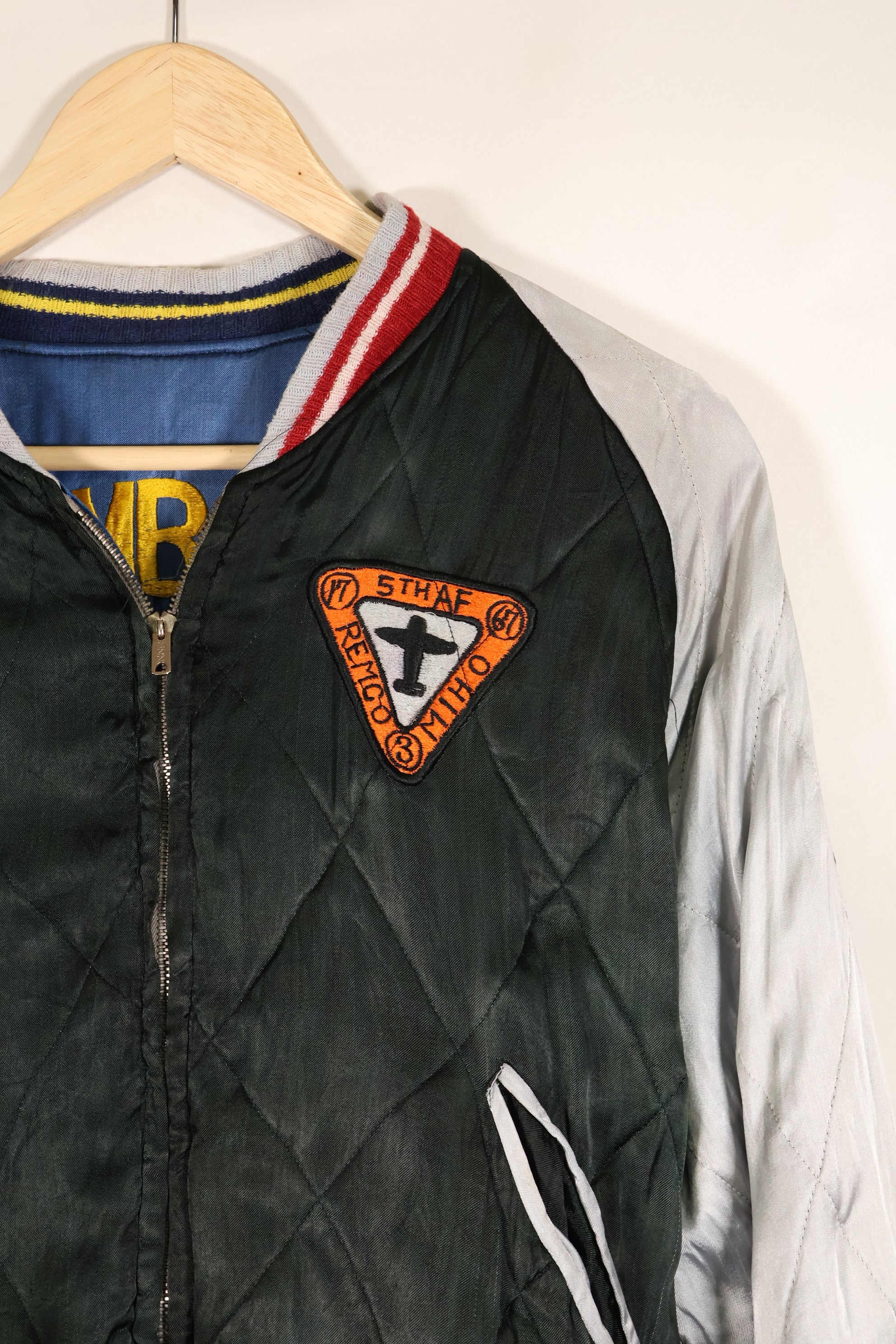 1950年代　アメリカ空軍　17th BOMB WING BLACK KNIGHTS KOREA スーバニアジャケット　中古品