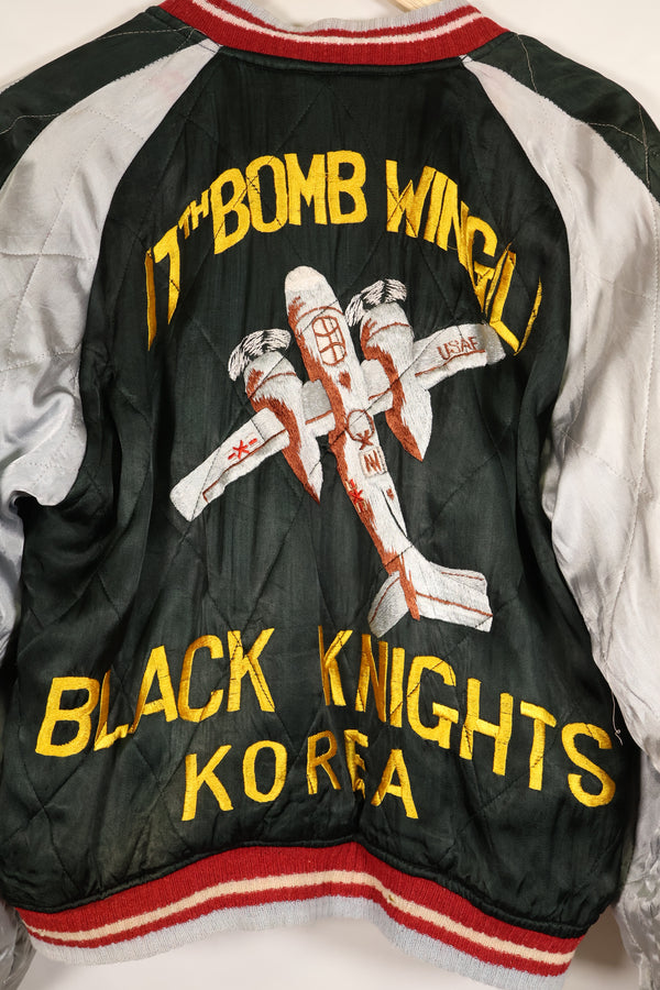 1950年代　アメリカ空軍　17th BOMB WING BLACK KNIGHTS KOREA スーバニアジャケット　中古品