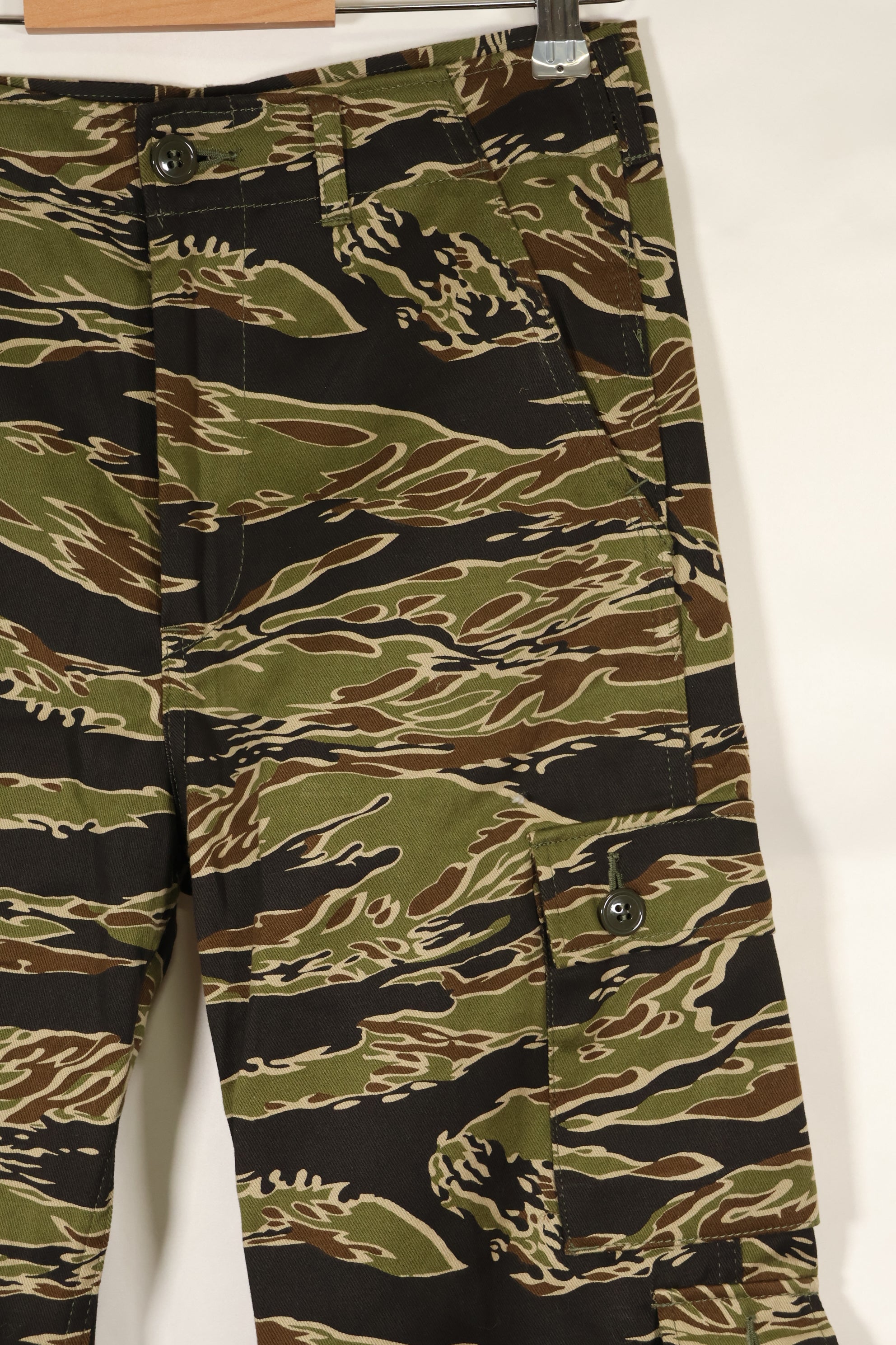 2024年発売　US-XS　MILITARIA 1911 初期ゴールドタイガー　USカット　パンツ　見本品　中古品