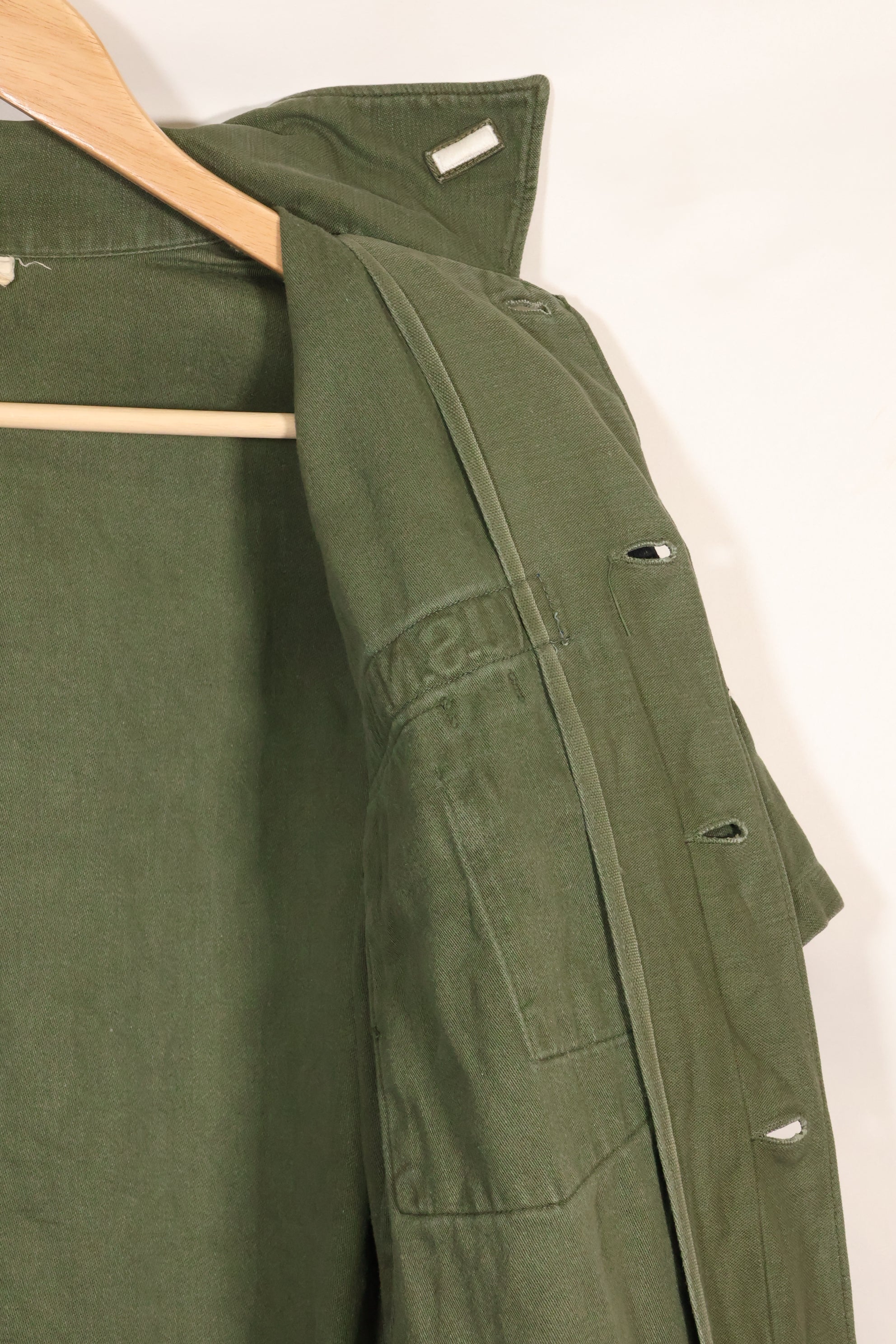 1967年契約　スヌーピーパッチ　アメリカ海軍　USN　OG-107　ユーティリティシャツ　中古品　B