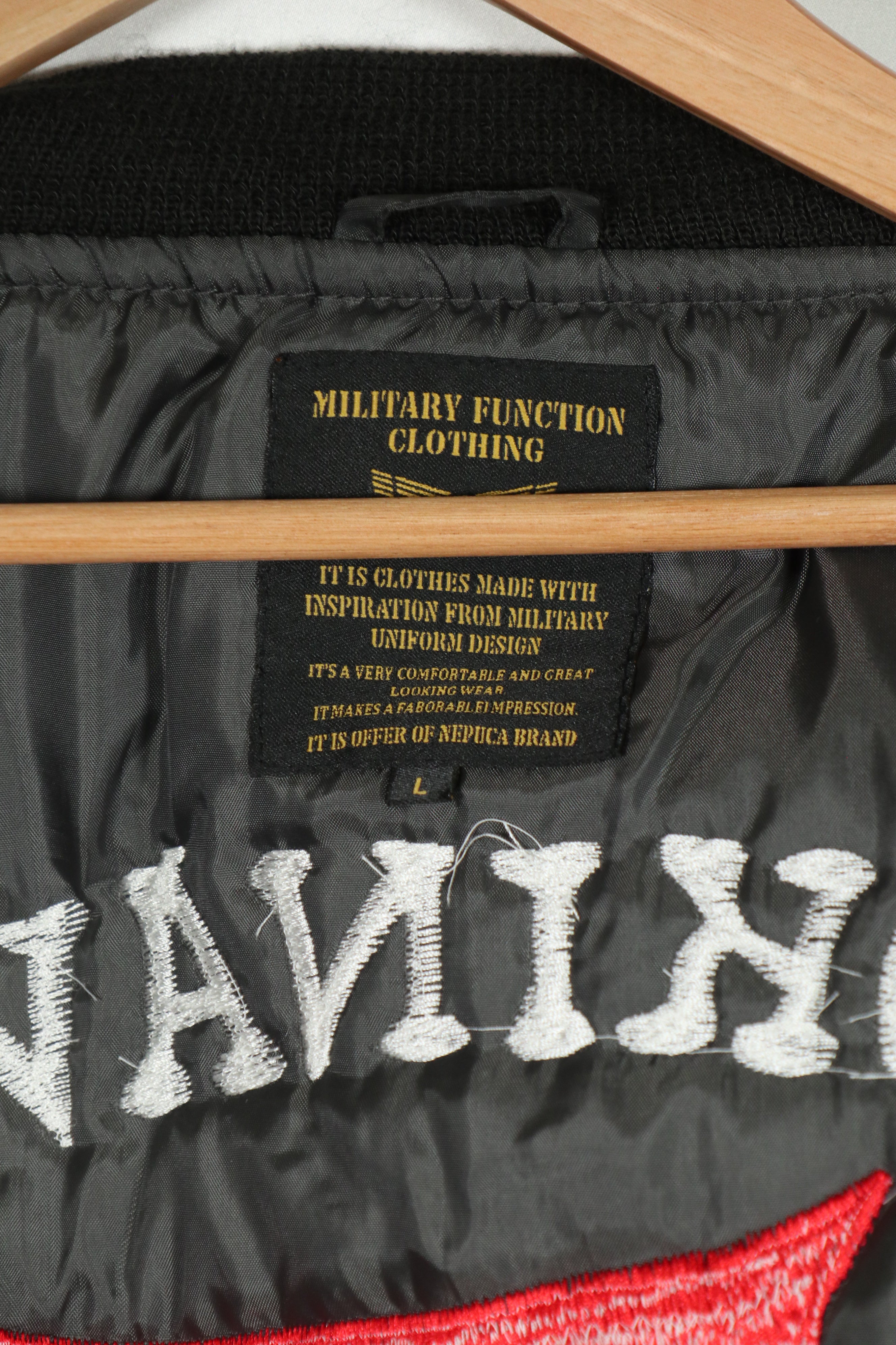 近年 沖縄製　スーバニアジャケット　直接刺繍　MA-1　B