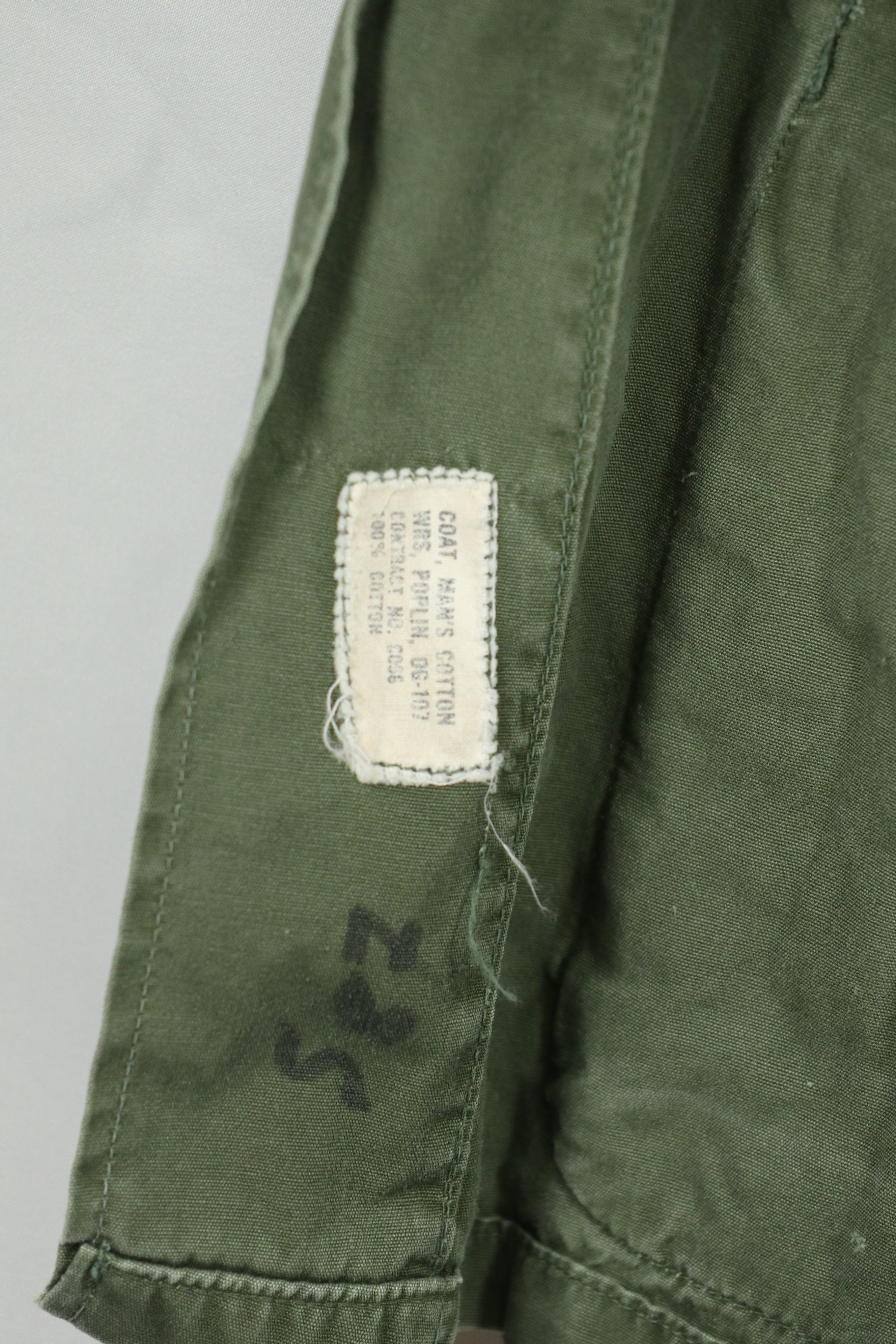 実物　2nd Model ジャングルファティーグ　ジャケット　REGULAR -SMALL  汚れ・傷あり　中古品