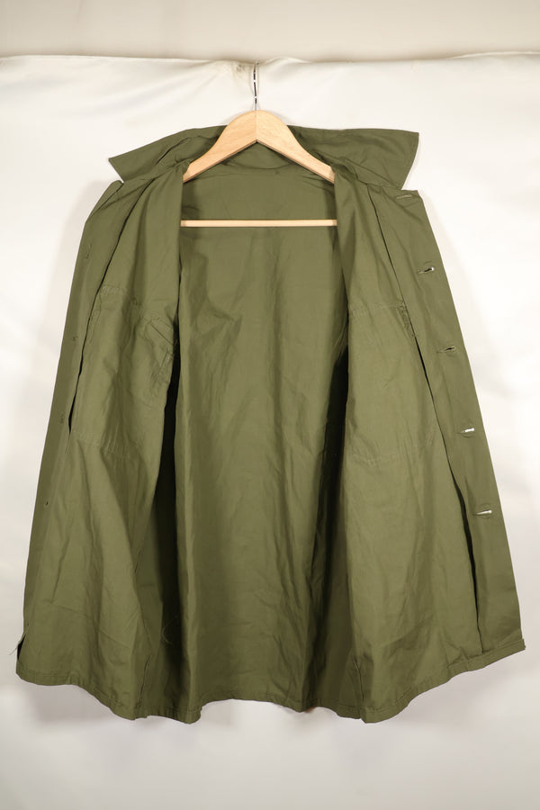 1960年代　推定Medium　アメリカ海軍　ユーティリティシャツ　ポップリン　薄手生地　ほぼ未使用品