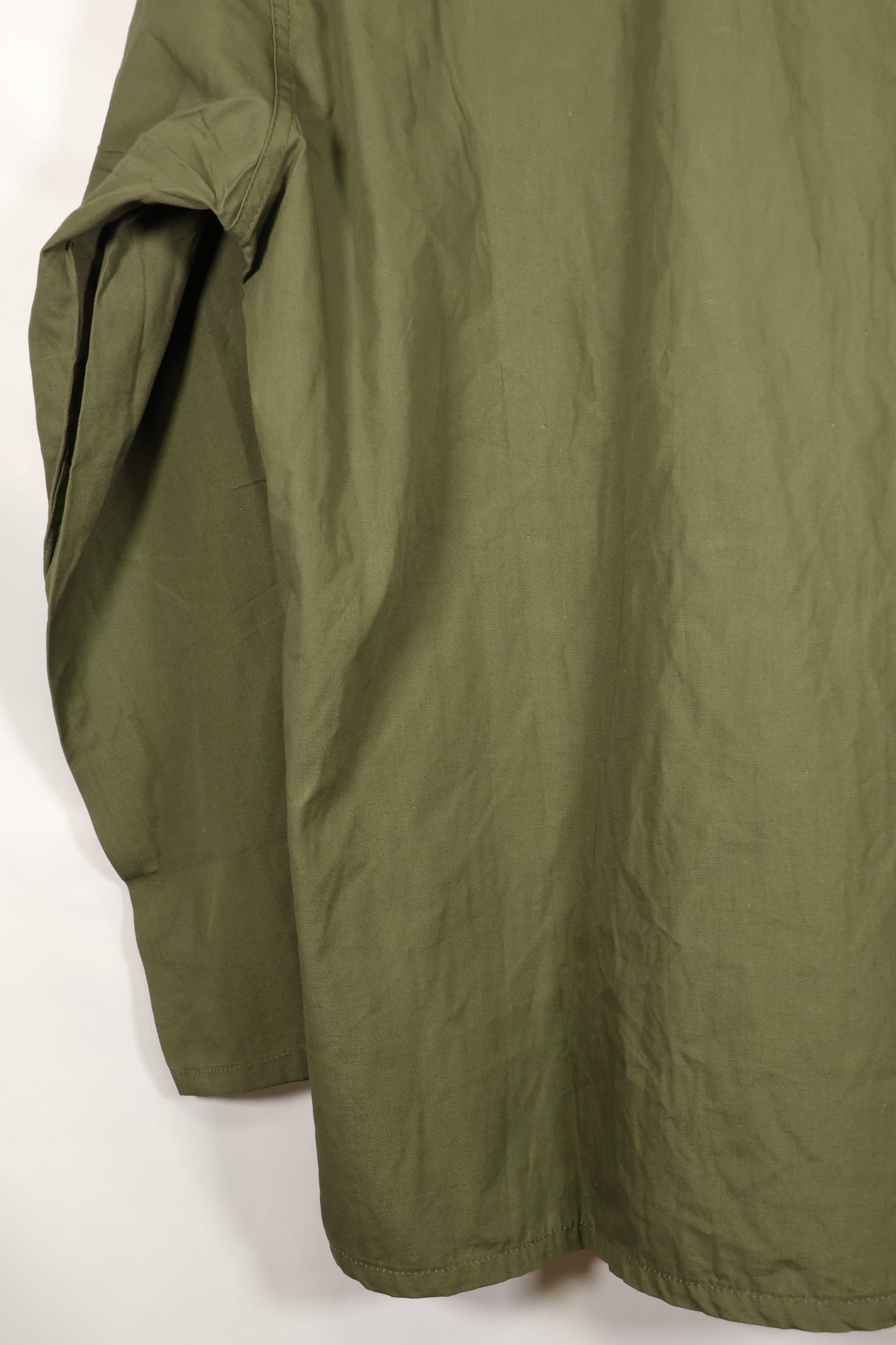 1960年代　推定Medium　アメリカ海軍　ユーティリティシャツ　ポップリン　薄手生地　ほぼ未使用品