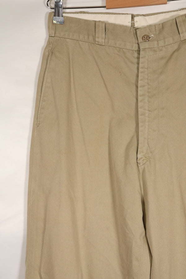 1960年代　29X31  アメリカ陸軍　カーキパンツ　チノパン　中古品  B