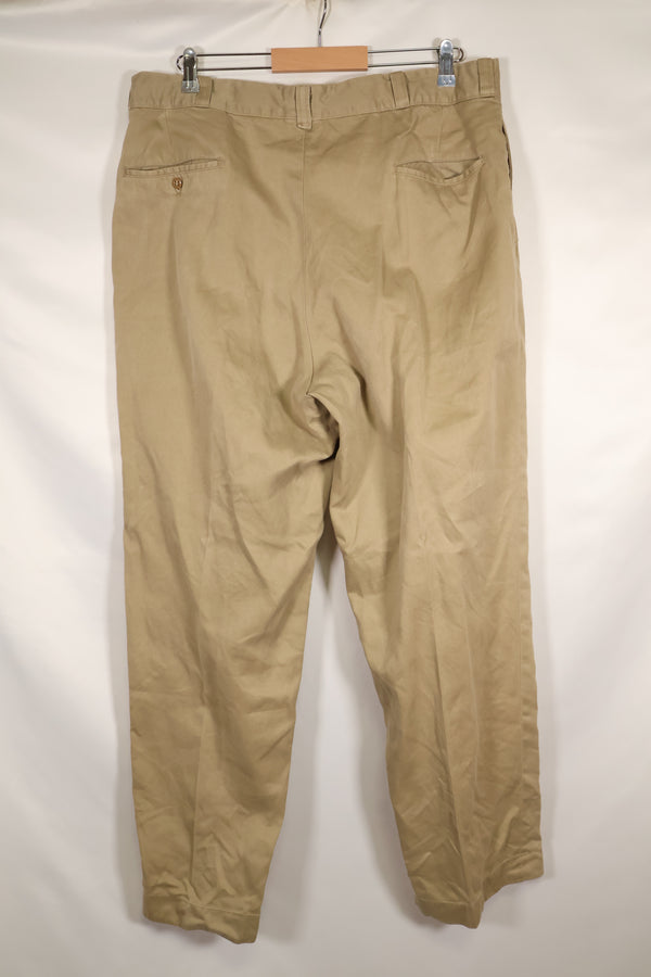 1960年代　推定34〜36程度　アメリカ陸軍　コットン　カーキパンツ　中古品
