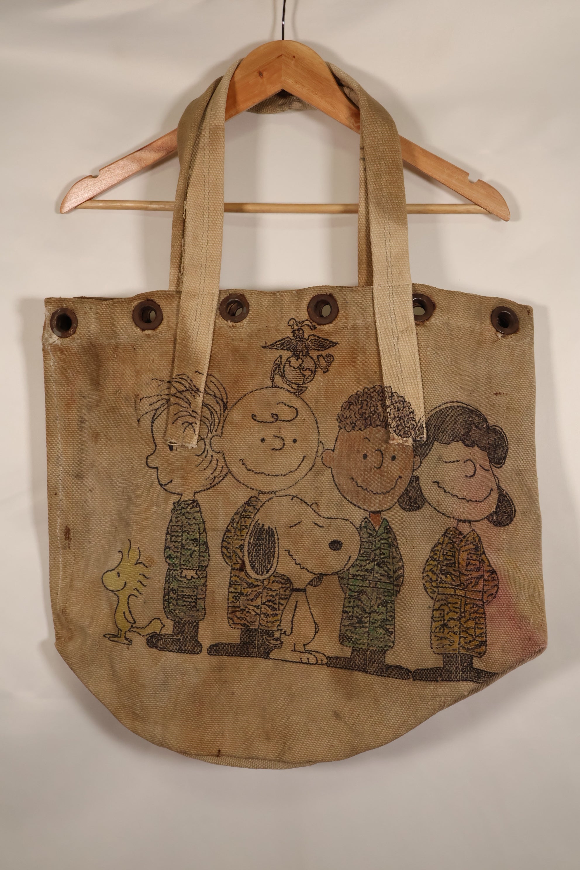 オーダーメイド品　WWII アメリカ海軍　ダッフルバッグ改造　タイガーストライプ　スヌーピーモチーフ　LA Kitzfitz 製