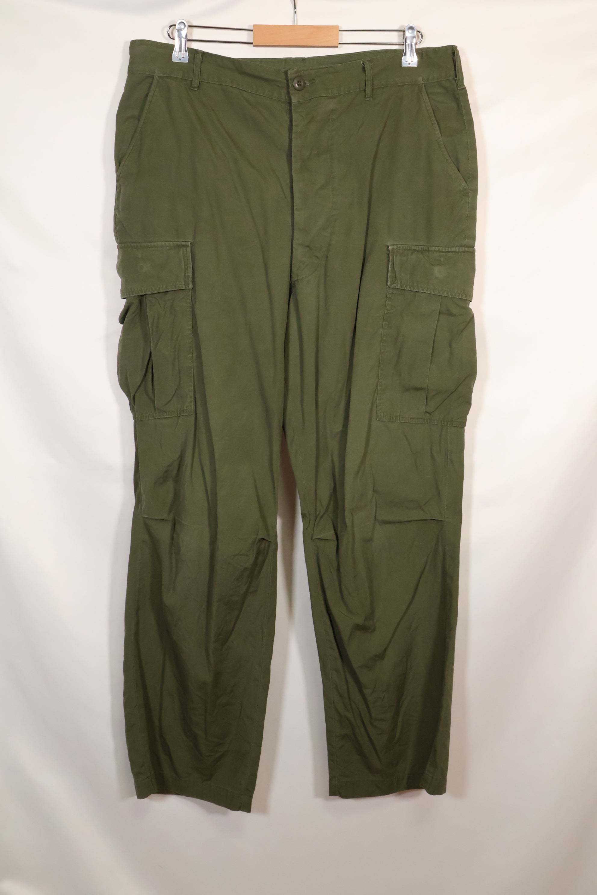 米軍実物　ジャングルファティーグ　3rd カーゴパンツ　LARGE SHORT 60's US. Armed Forces ジャングルファティーグパンツ “3rd