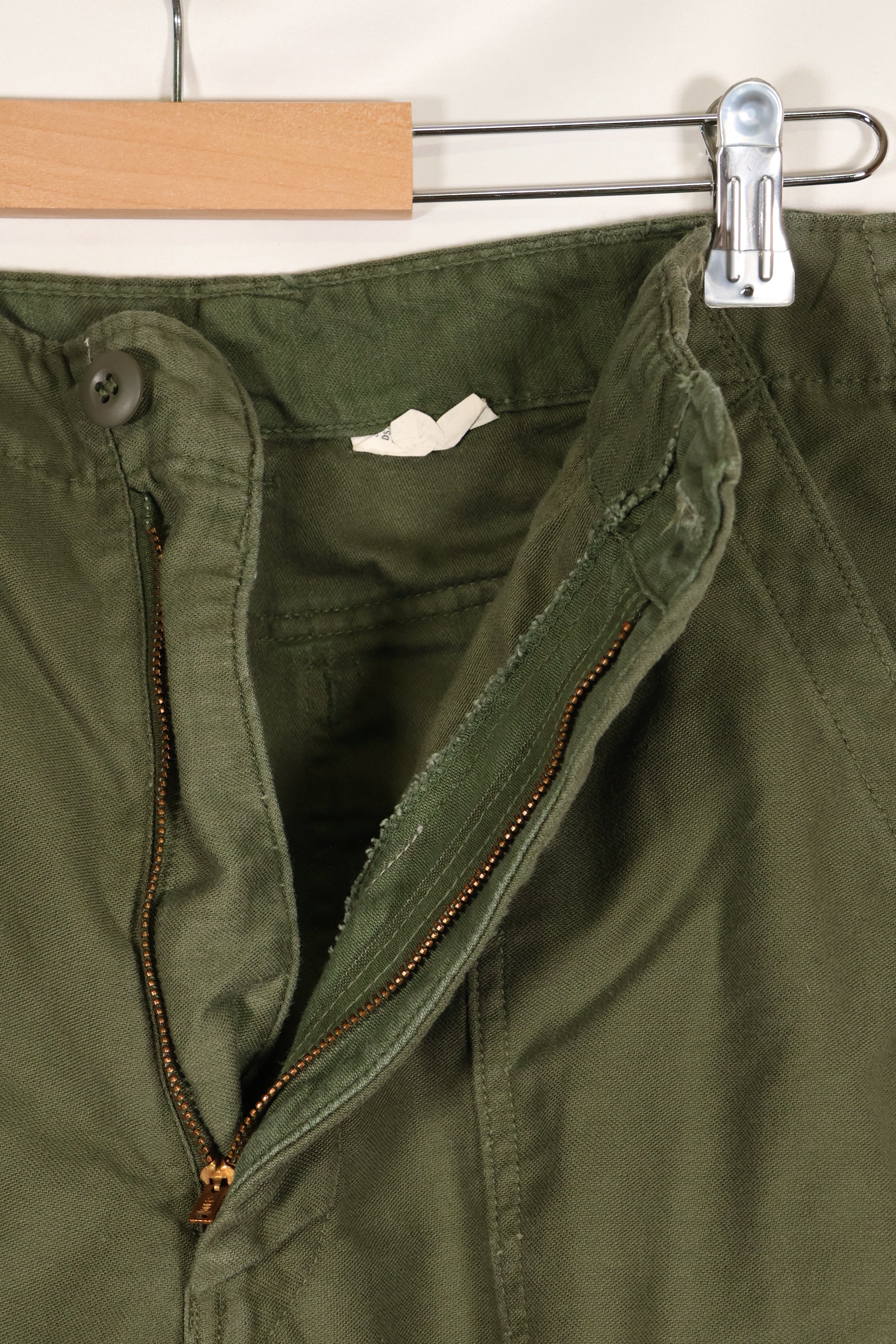 1968年契約　32x31　アメリカ陸軍　OG-107　ユーティリティパンツ　ベイカーパンツ　中古品　