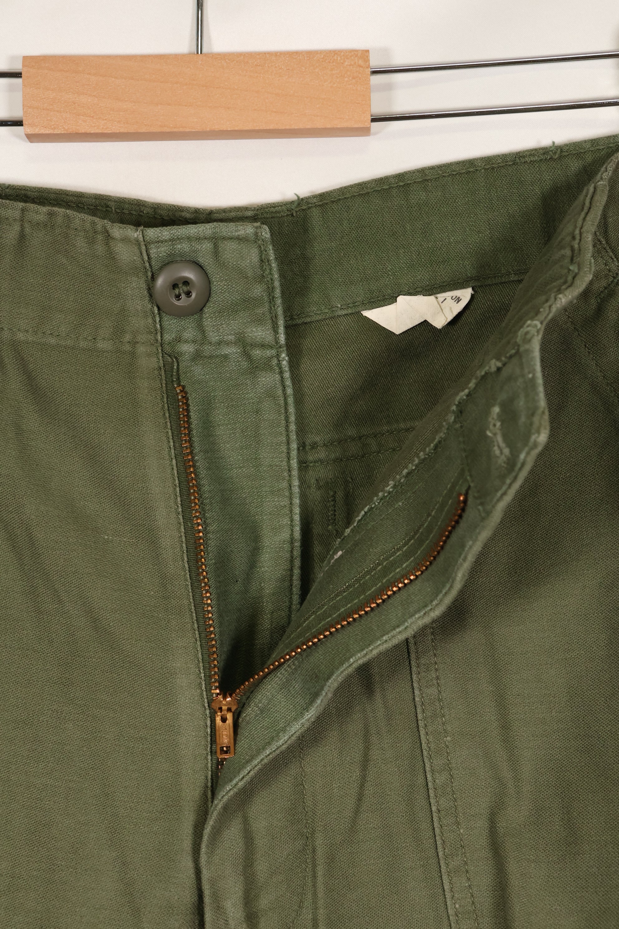 1968年契約　32x 31 アメリカ軍　OG-107　ユーティリティーパンツ　ベイカーパンツ　中古品 　B