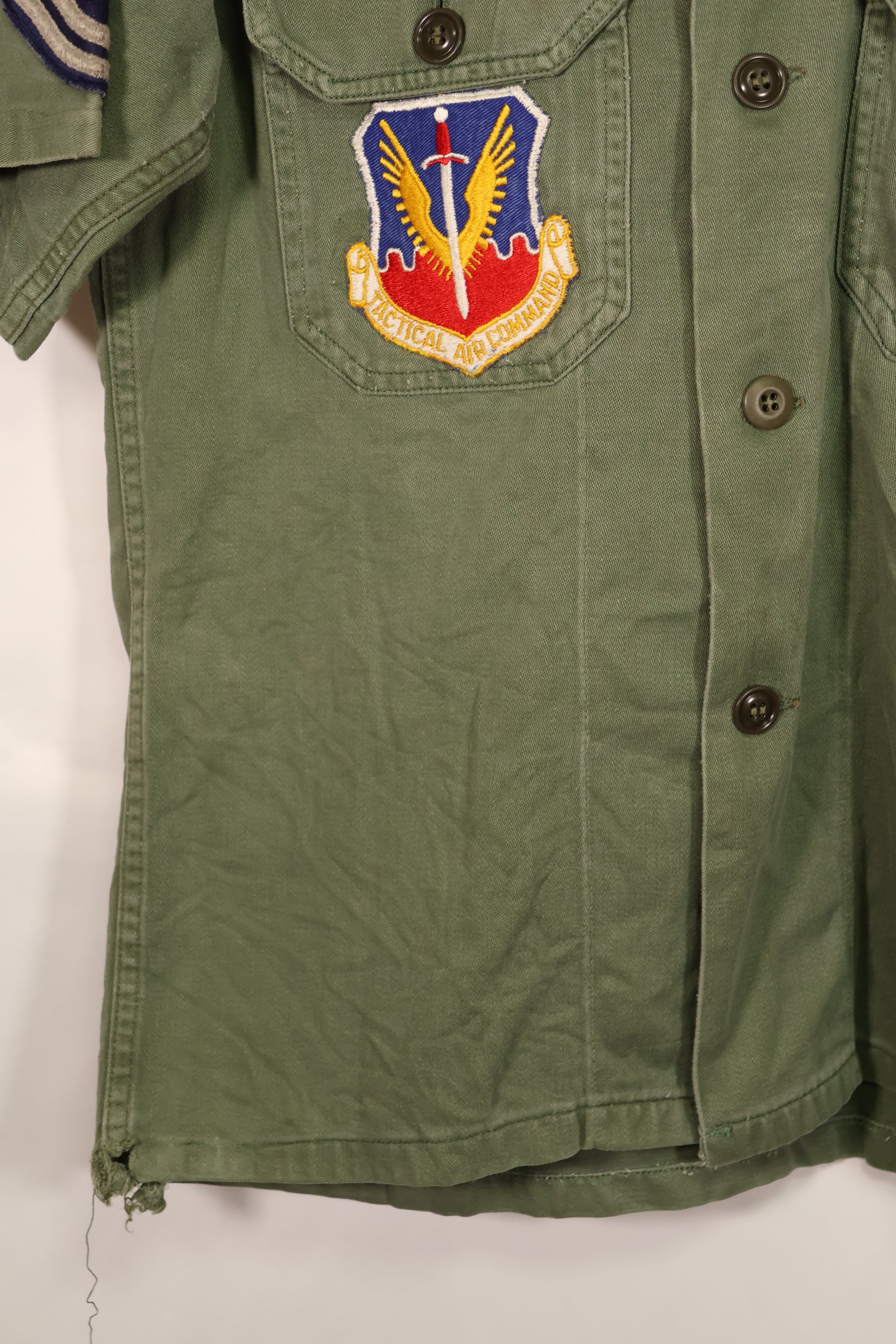 実物　1960年代ロット　OG-107 USAF　ユーティリティシャツ　直接刺繍あり