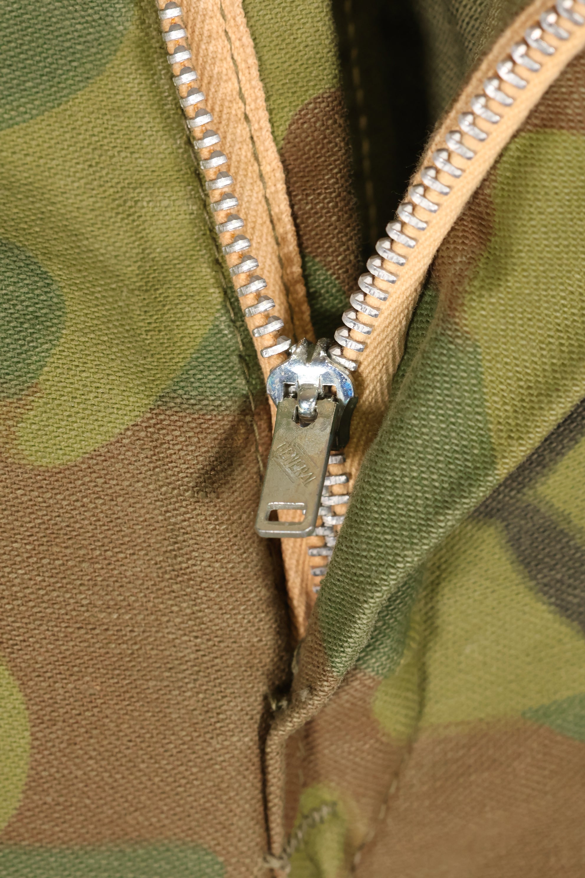 1960年代　インビジブルリーフ迷彩　アメリカ陸軍　ユーティリティパンツカット　ほぼ未使用品