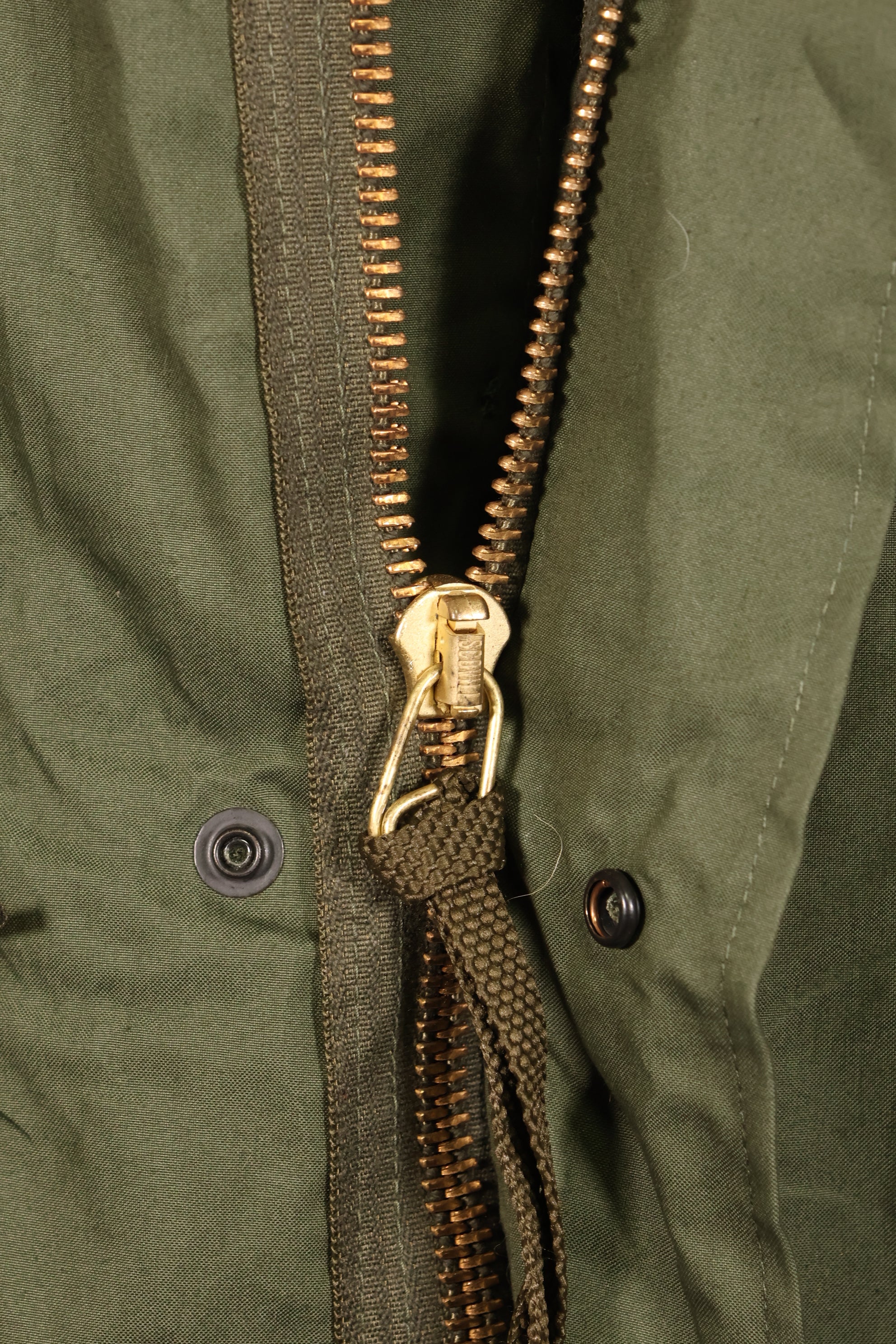 1983年契約　MEDIUM　M65 フィールドパーカー　フィッシュテイルパーカー　ほぼ未使用　シェルのみ