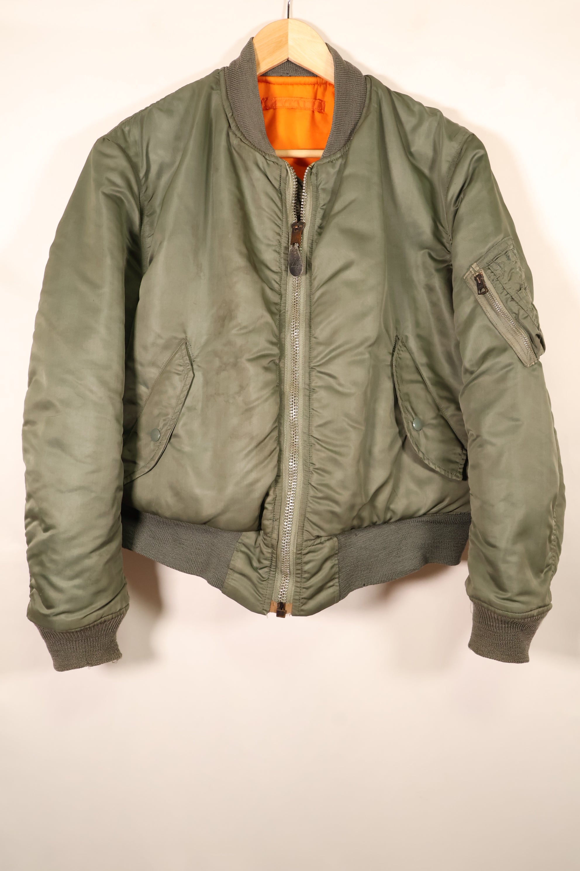 1970年契約　MEDIUM　アメリカ空軍　USAF　MA-1　フライトジャケット　状態良い　中古品