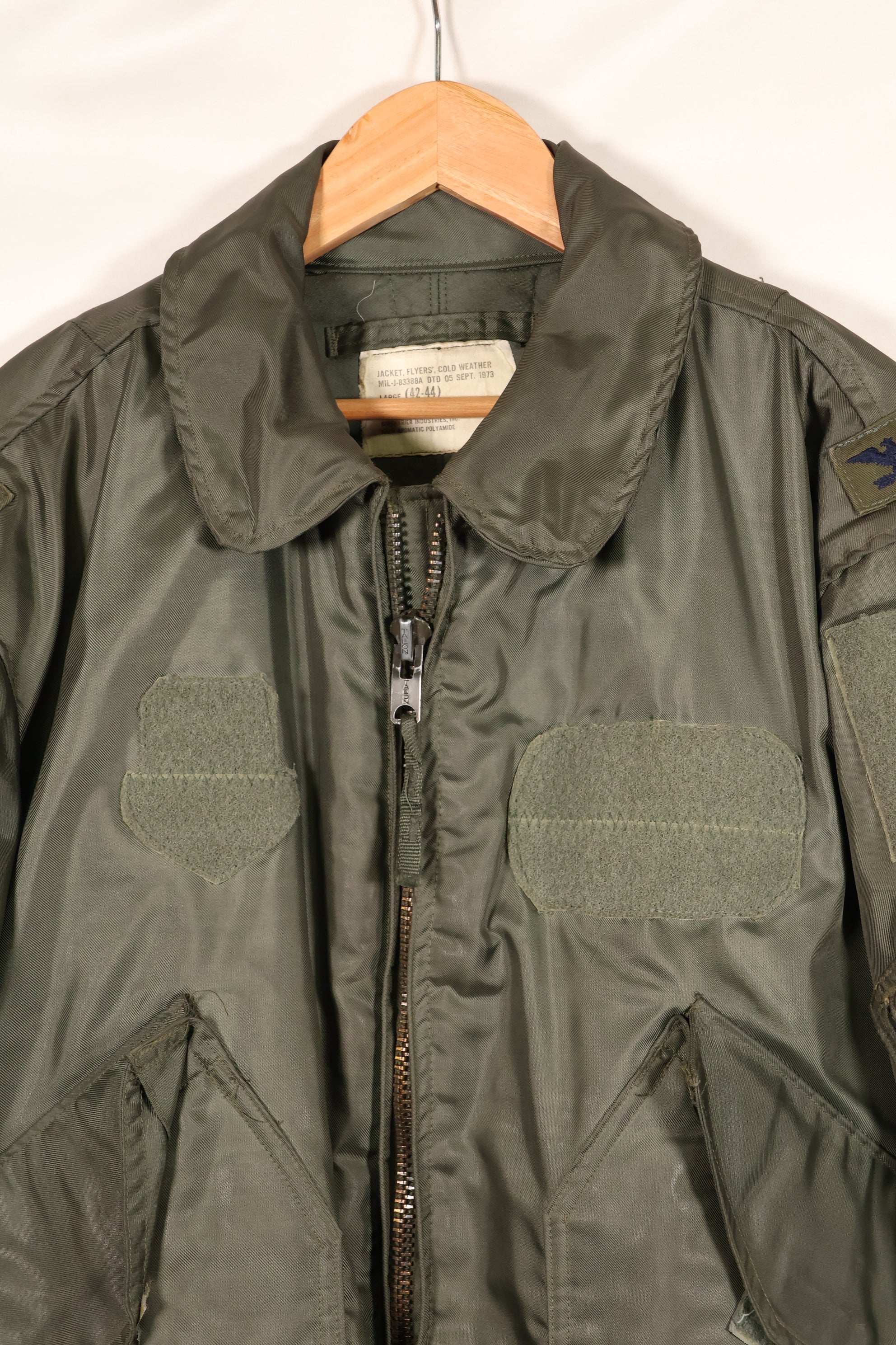 1975年契約　LARGE　アメリカ海軍　CWU-45P フライトジャケット　インターメディエイト　ポケット付　中古品