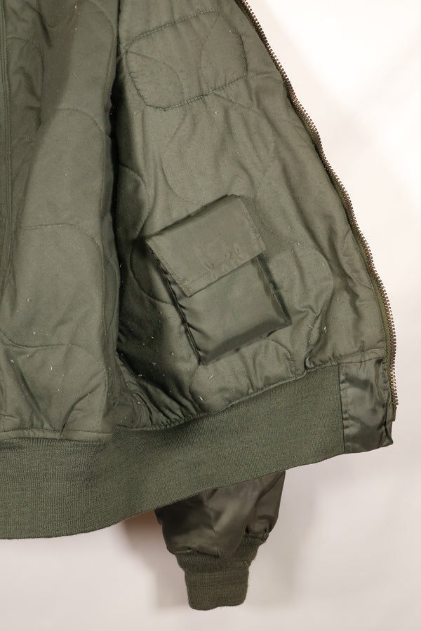 1975年契約　LARGE　アメリカ海軍　CWU-45P フライトジャケット　インターメディエイト　ポケット付　中古品