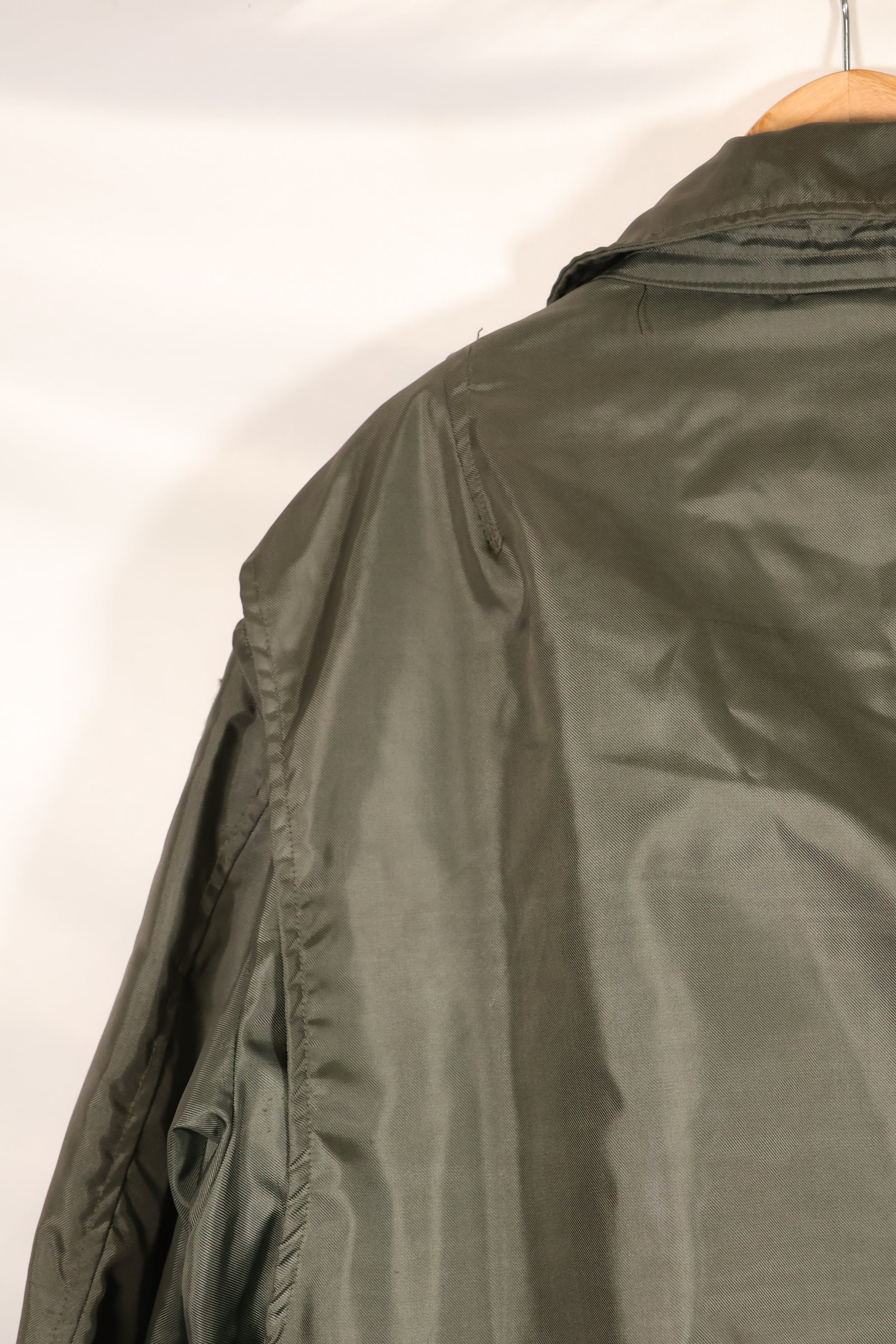 1975年契約　LARGE　アメリカ海軍　CWU-45P フライトジャケット　インターメディエイト　ポケット付　中古品