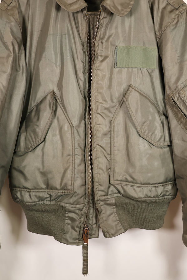 1970年代後半頃　推定MEDIUM　アメリカ海軍　CWU-45P フライトジャケット　インターメディエイト　中古品