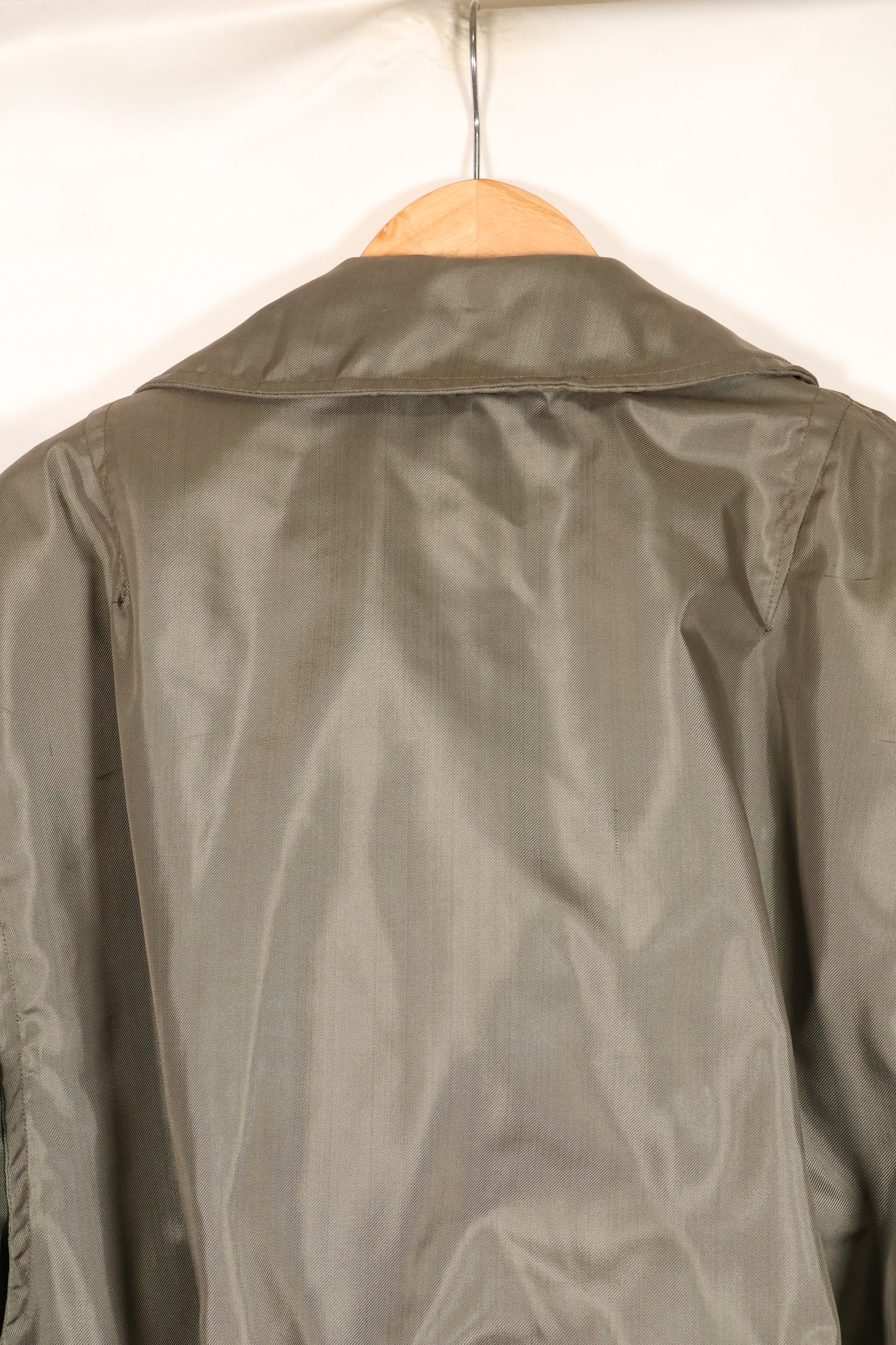 1970年代後半頃　推定MEDIUM　アメリカ海軍　CWU-45P フライトジャケット　インターメディエイト　中古品