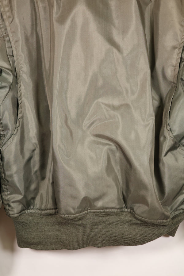 1970年代後半頃　推定MEDIUM　アメリカ海軍　CWU-45P フライトジャケット　インターメディエイト　中古品