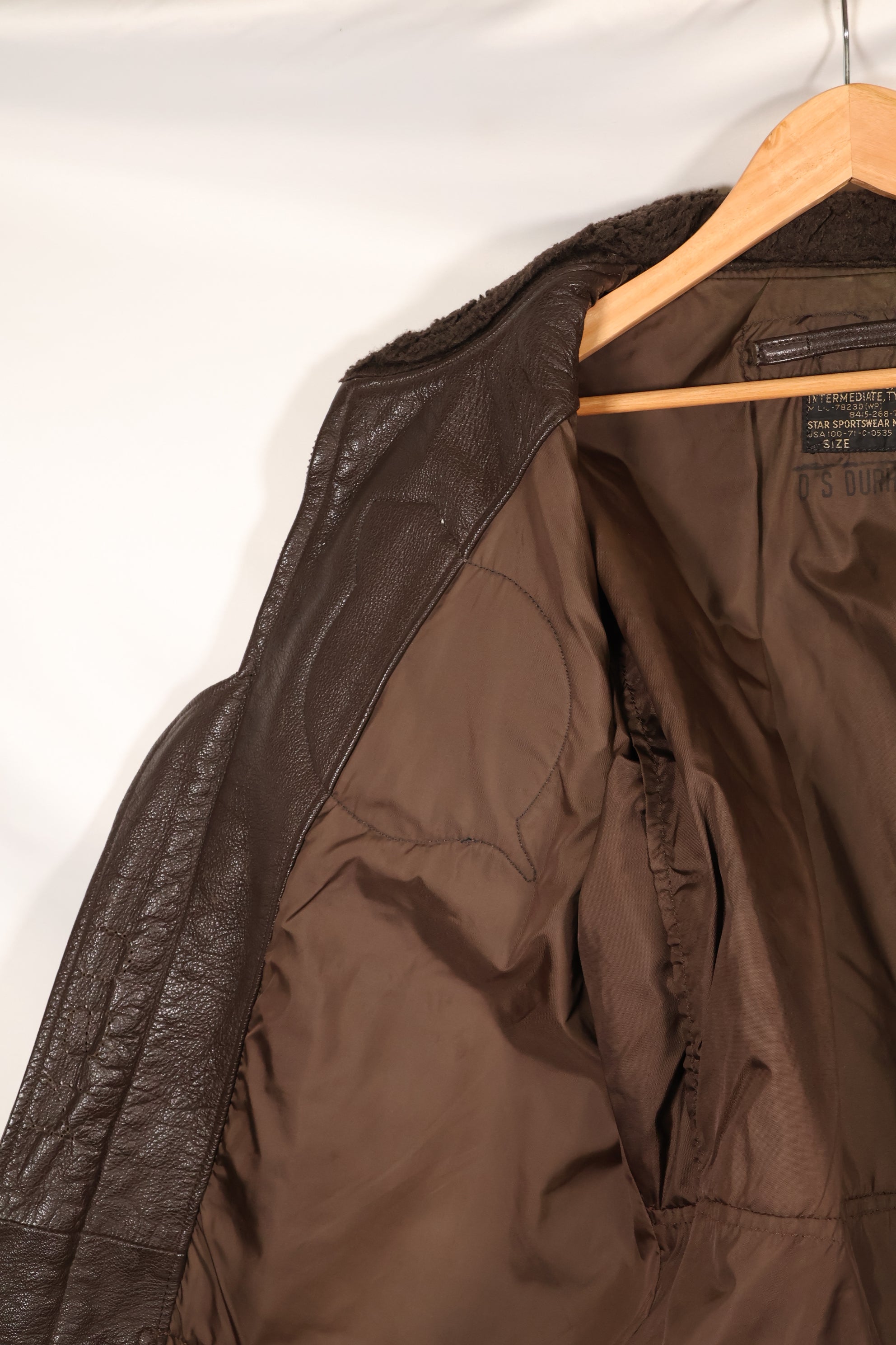 1971年契約　サイズ44　G-1　フライトジャケット　ペイント　パッチあり　中古品