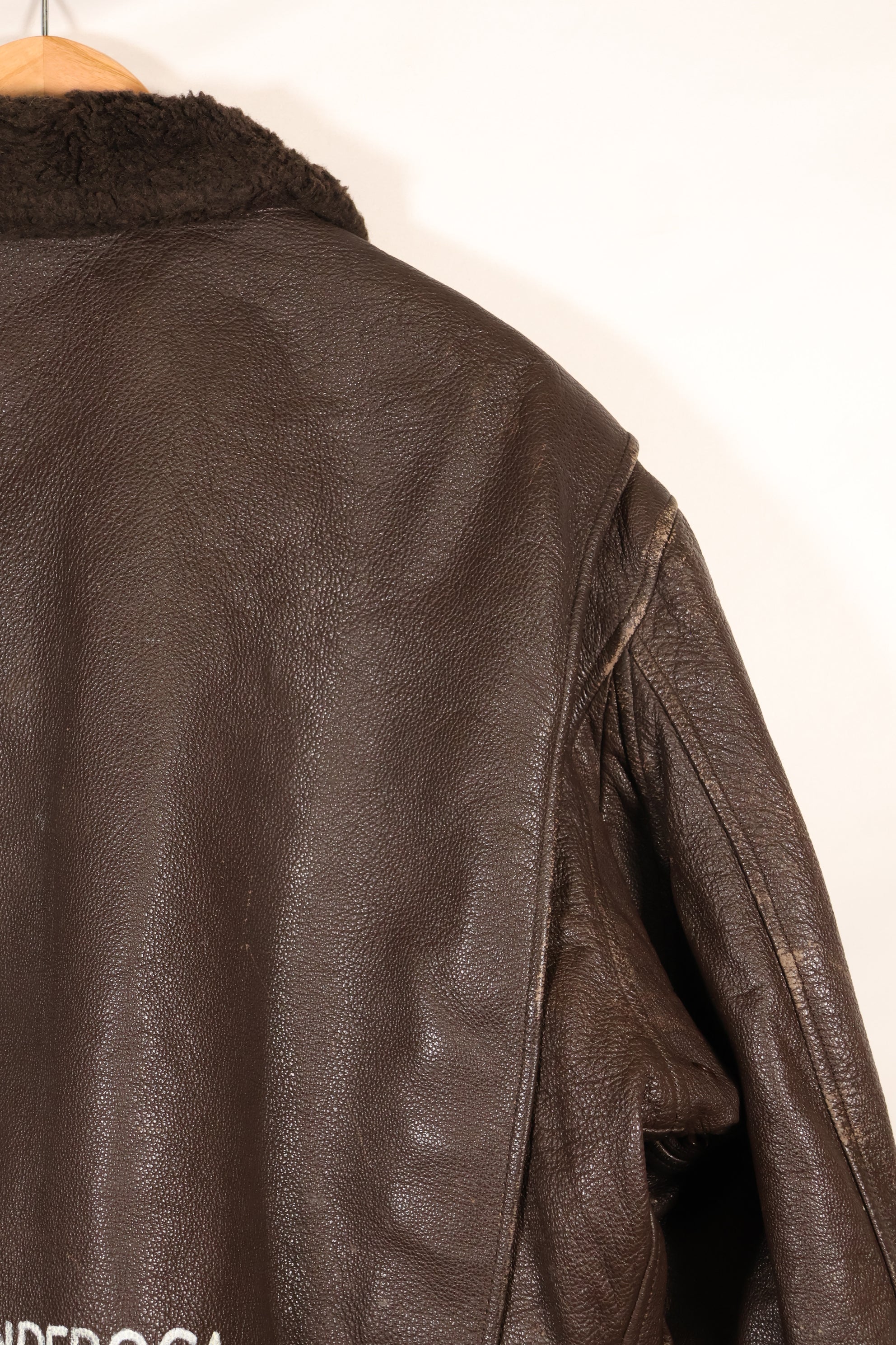 1971年契約　サイズ44　G-1　フライトジャケット　ペイント　パッチあり　中古品