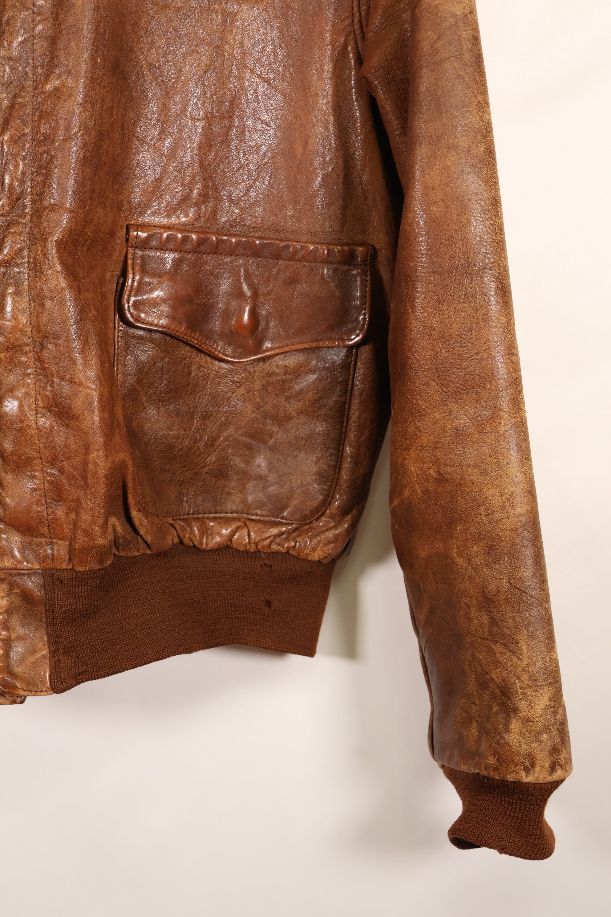 1940年代　サイズ42　USAAF　A-2　フライトジャケット　Rough Wear Clothing Co.　中古品