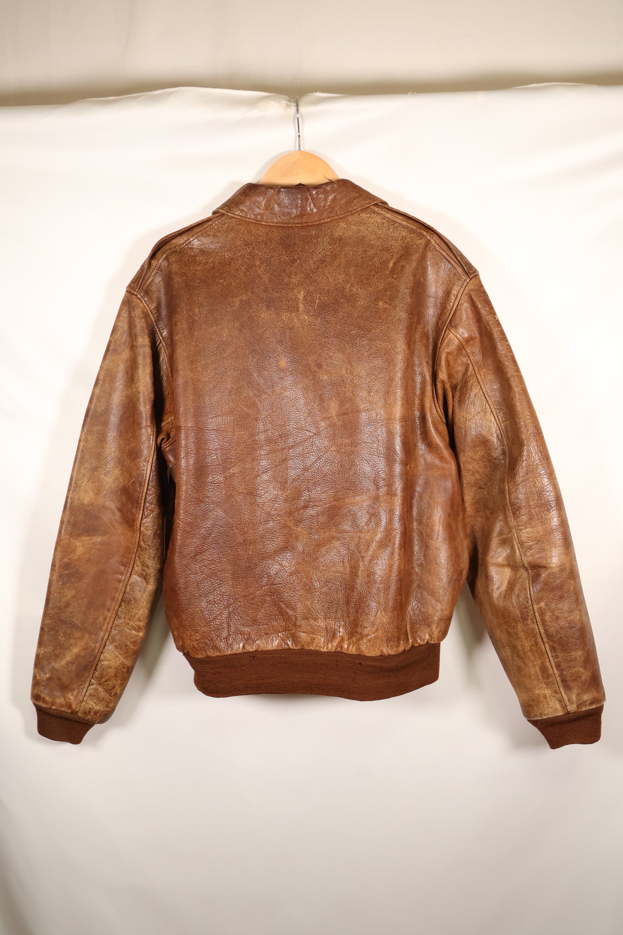 1940年代　サイズ42　USAAF　A-2　フライトジャケット　Rough Wear Clothing Co.　中古品