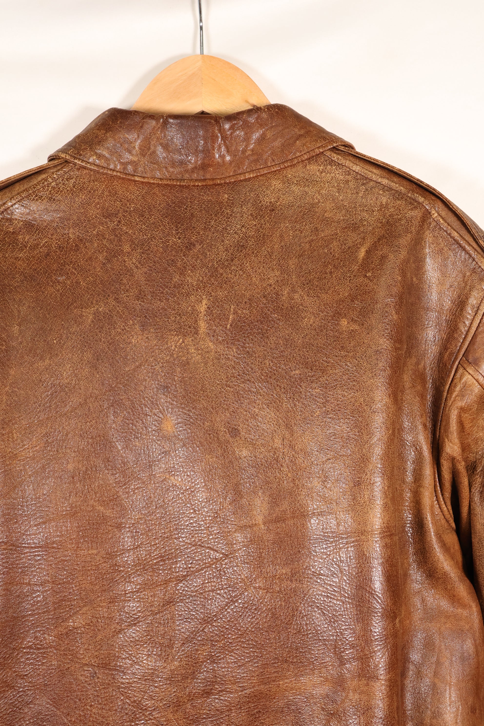 1940年代　サイズ42　USAAF　A-2　フライトジャケット　Rough Wear Clothing Co.　中古品