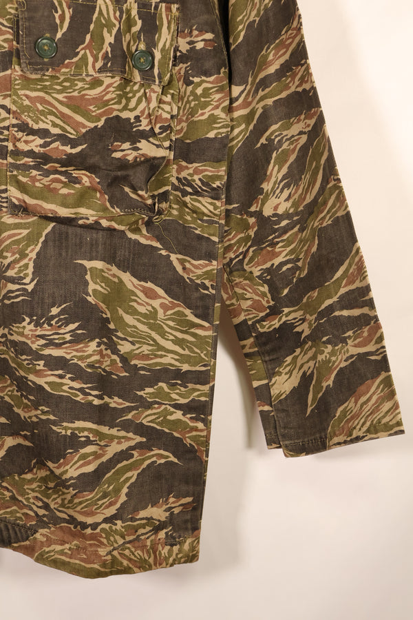1960年代後半頃　ローカルメイド　推定 ベトナム or タイ製　タイガーストライプ　シャツ　中古品
